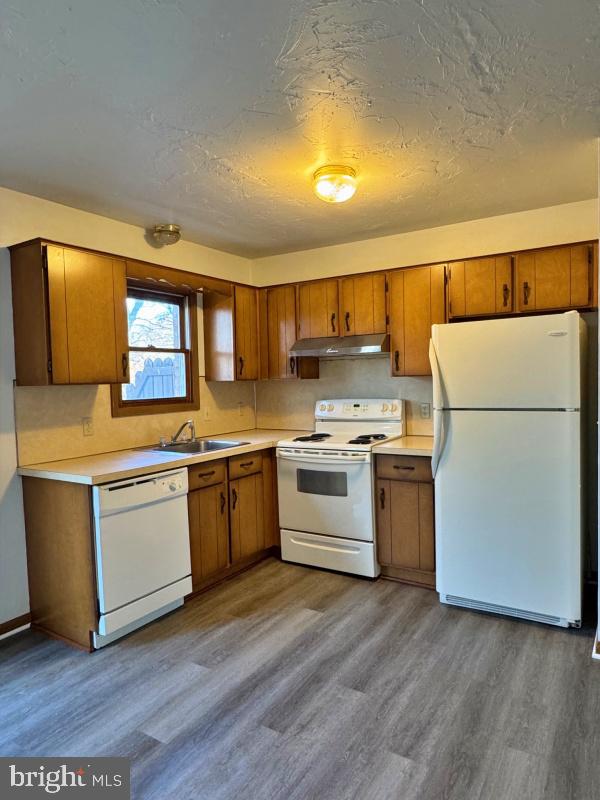 RED LION - Residential Lease