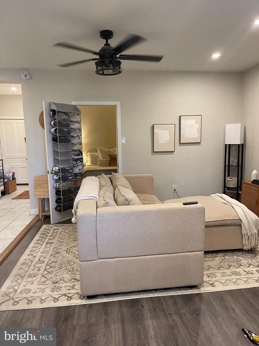 1-Bedroom Phoenixville Apartment For Rent! Welcome to 21 S Main Street, where modern comfort meets urban convenience! This recently updated 1-bedroom, 1-bathroom apartment is a true gem, offering a bright, clean, and airy living space flooded with natural light. Located on the desirable block of S Main Street in the heart of Phoenixville's vibrant center filled with cafes, boutique shops, and top-notch restaurants. In-unit washer/dryer and dishwasher in unit. Pets on a case by case basis for additional monthly fee. Don't miss this opportunity to call 21 S Main Street your new home!

Landlord pays water, sewer and trash. Renter pays gas and electric.