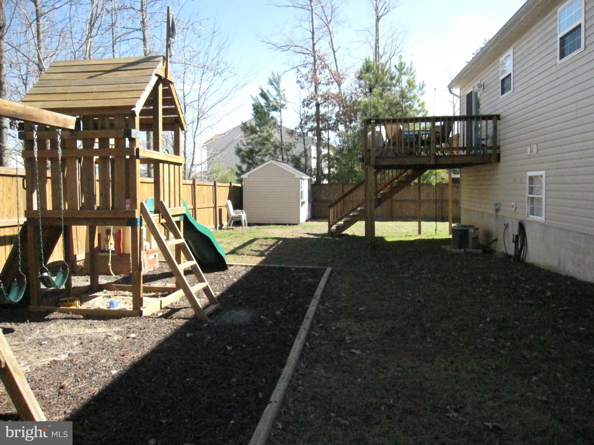 LAUREL GLEN - Residential