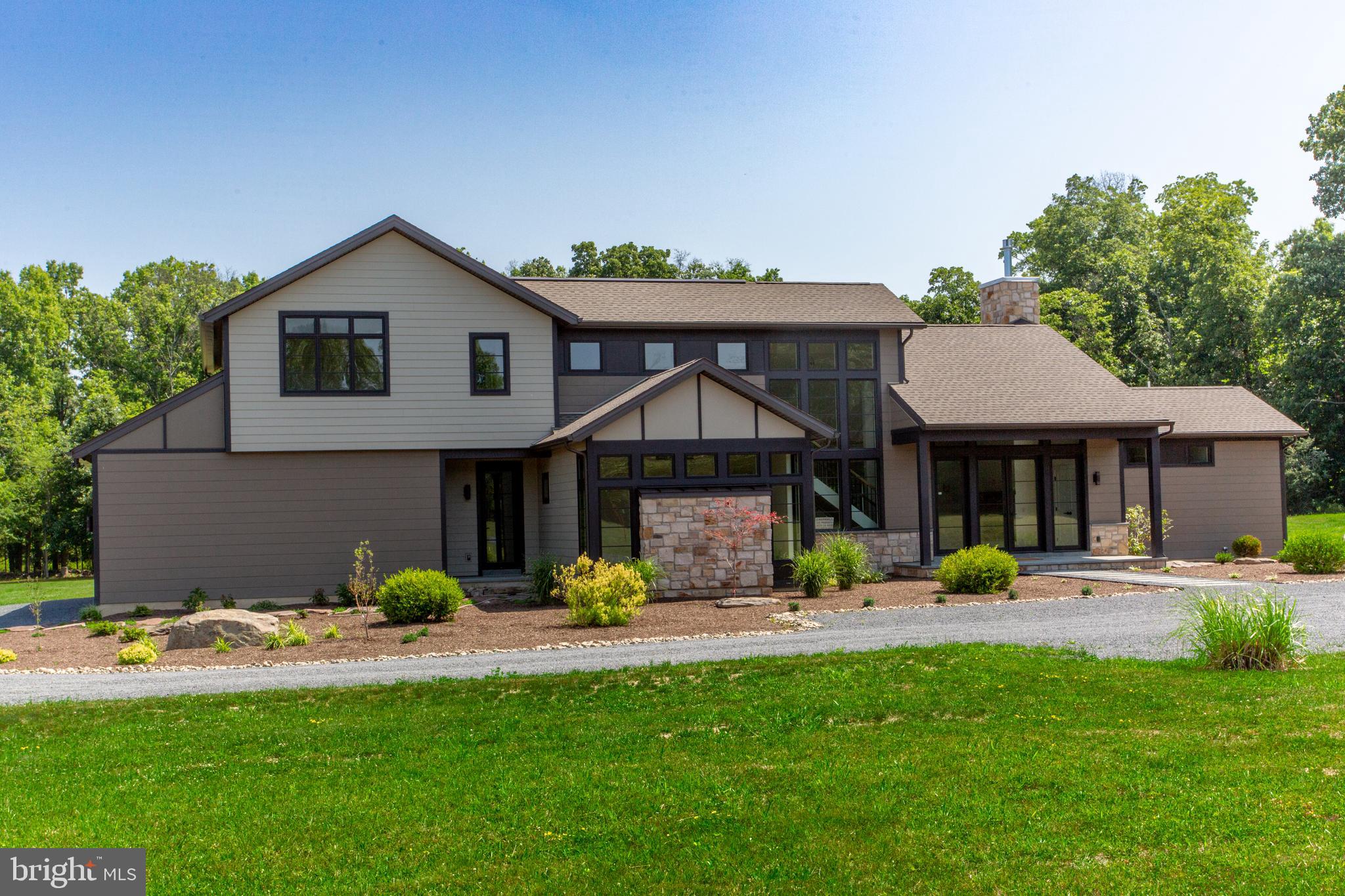 5823 RODGERS ROAD
