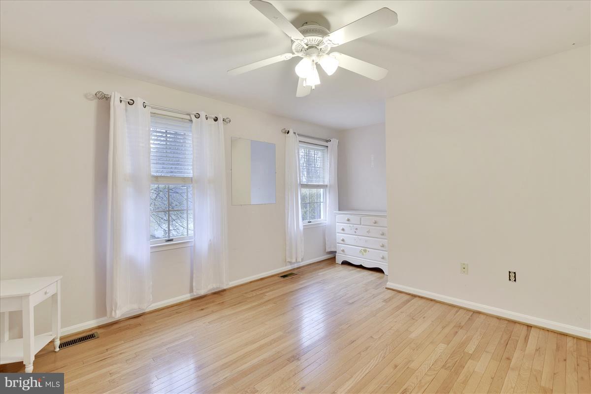 SABRINA PARK - Residential