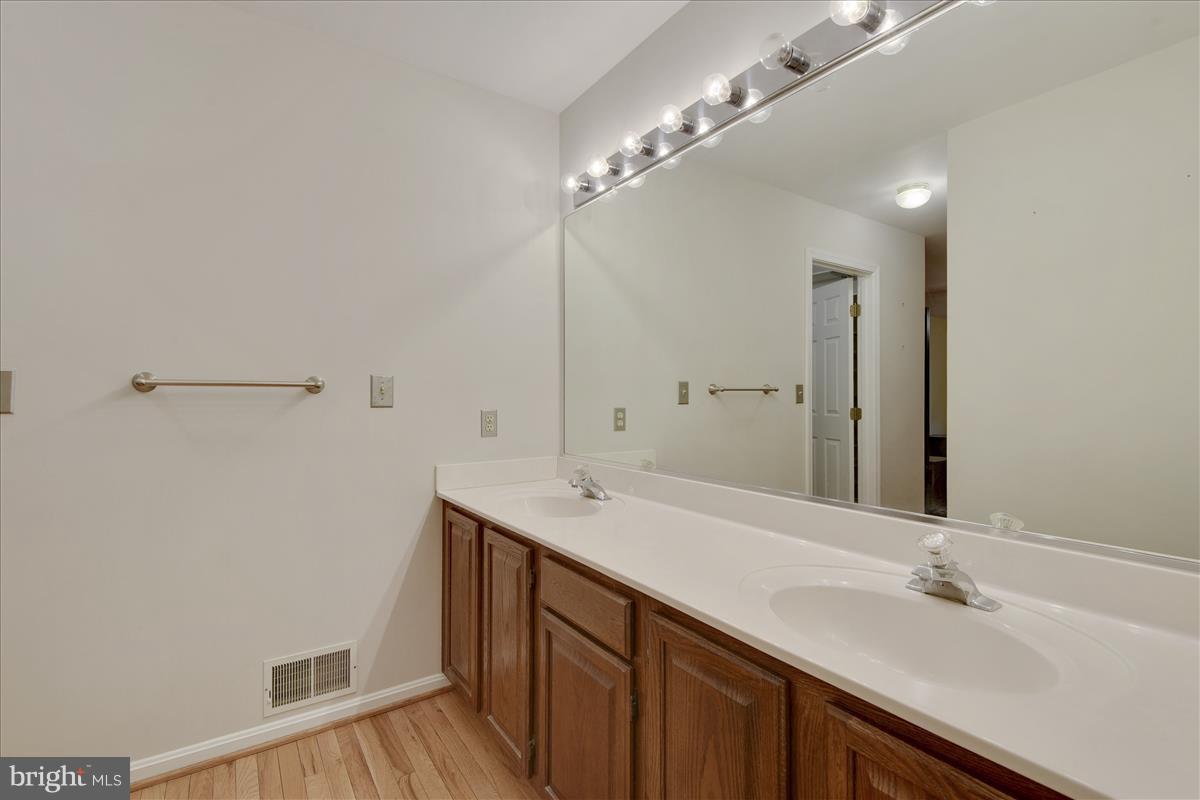 SABRINA PARK - Residential