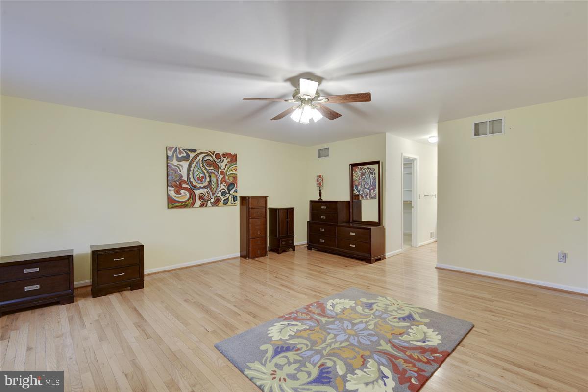 SABRINA PARK - Residential