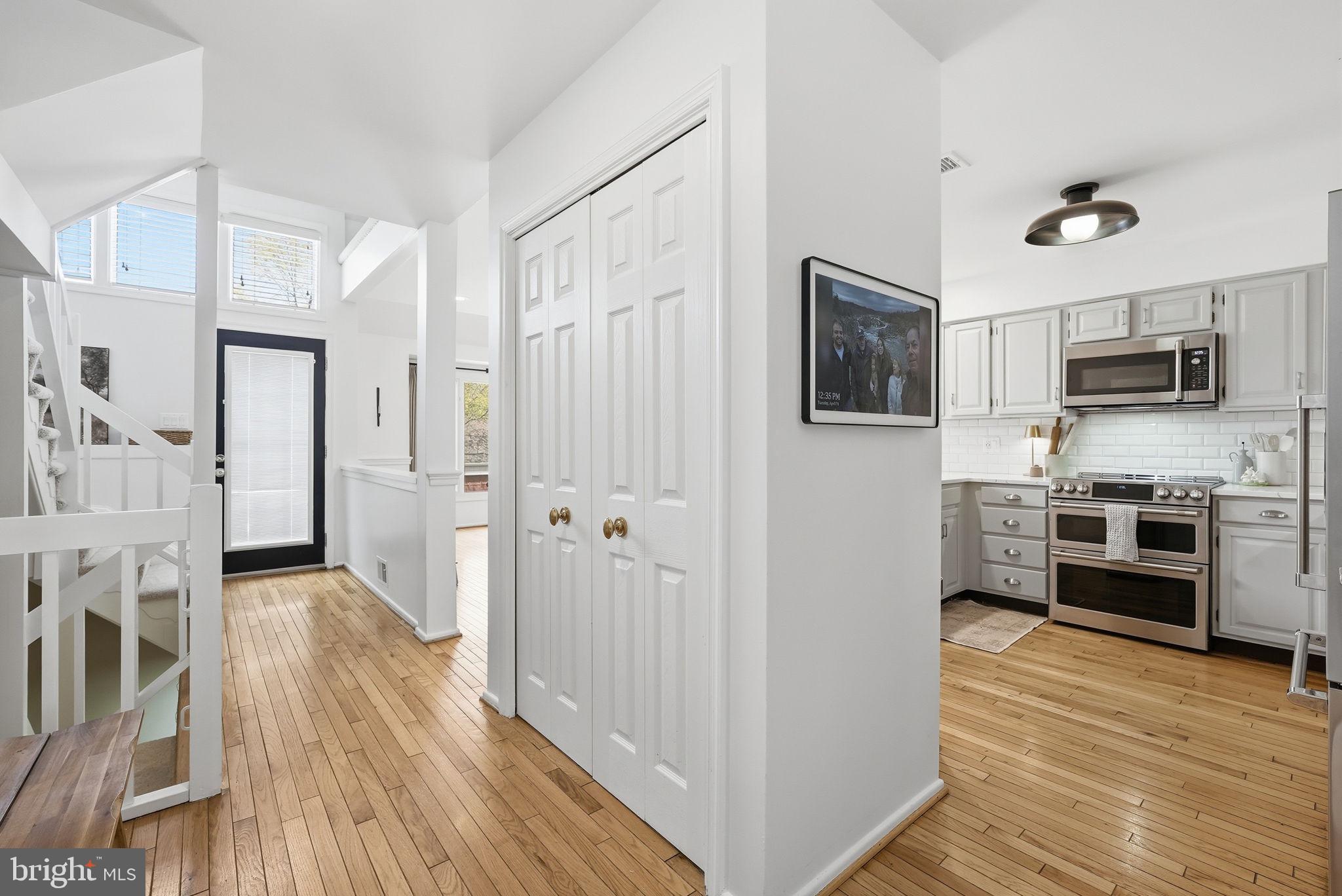 3853 ALDER WOODS COURT