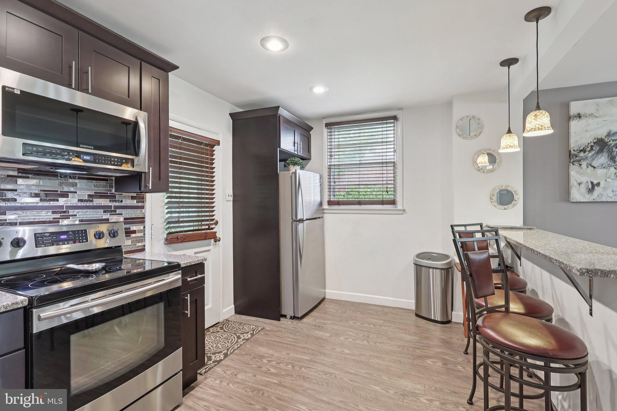 FOX CHASE - Residential