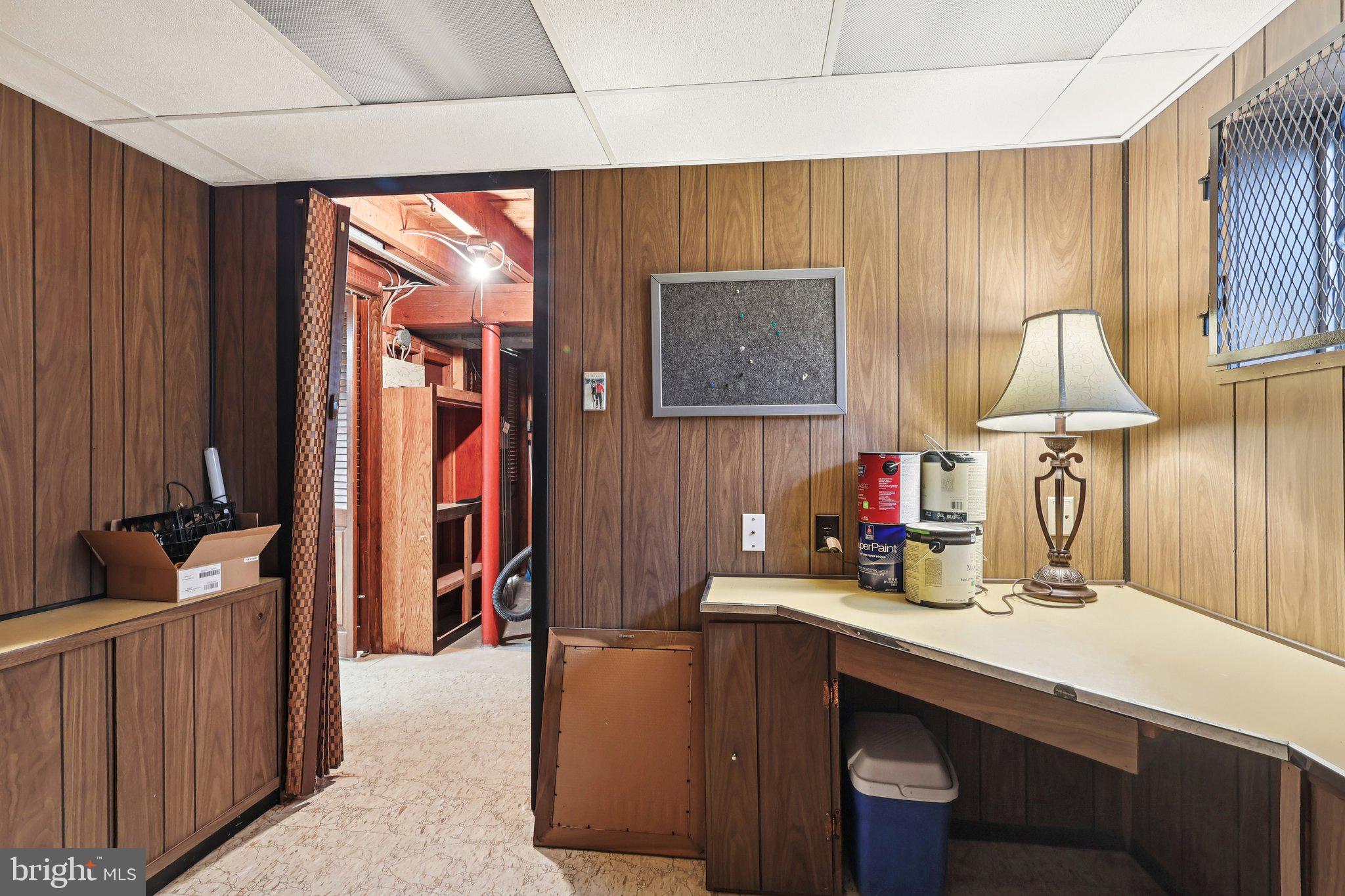 FOX CHASE - Residential