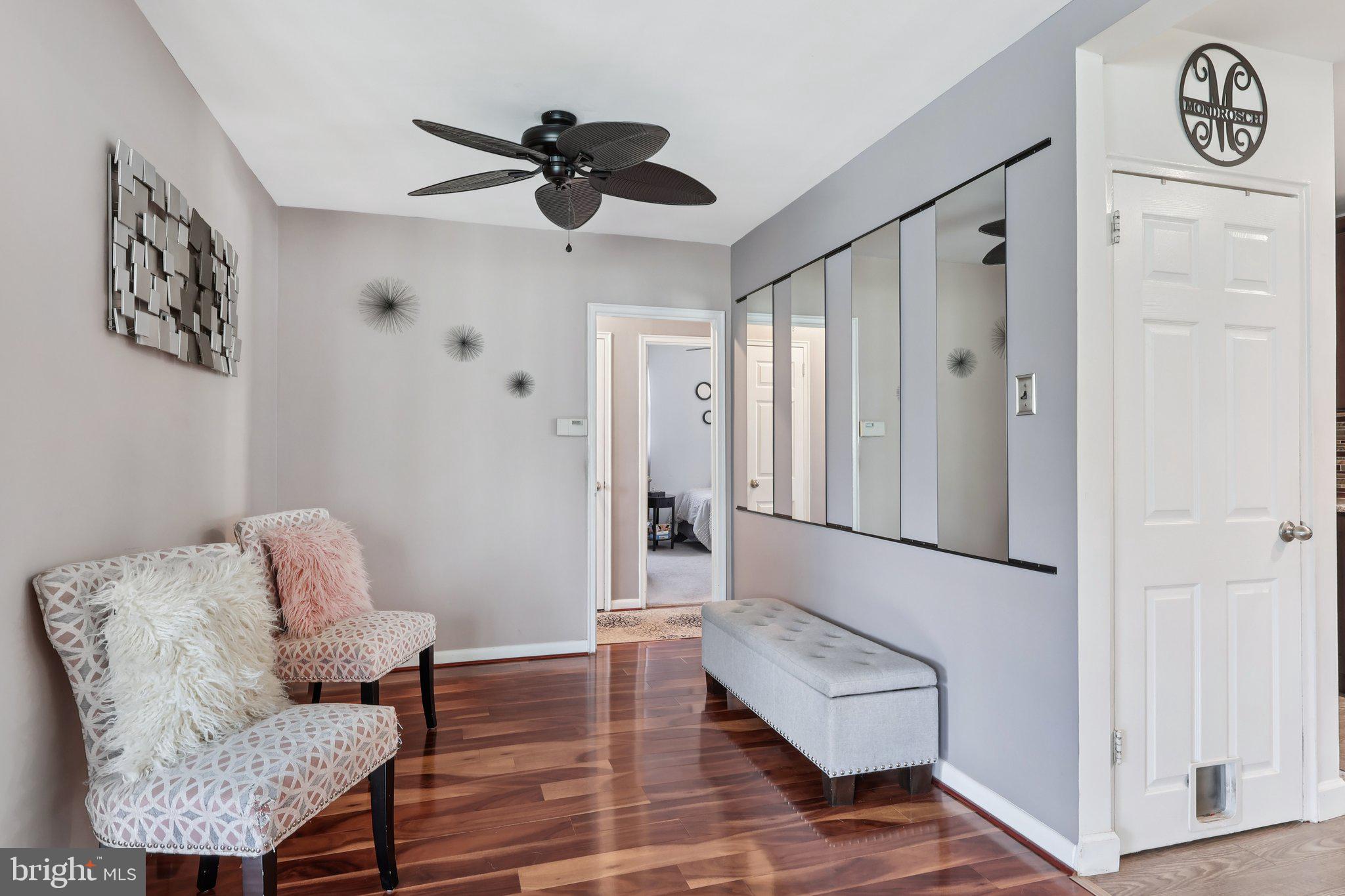 FOX CHASE - Residential