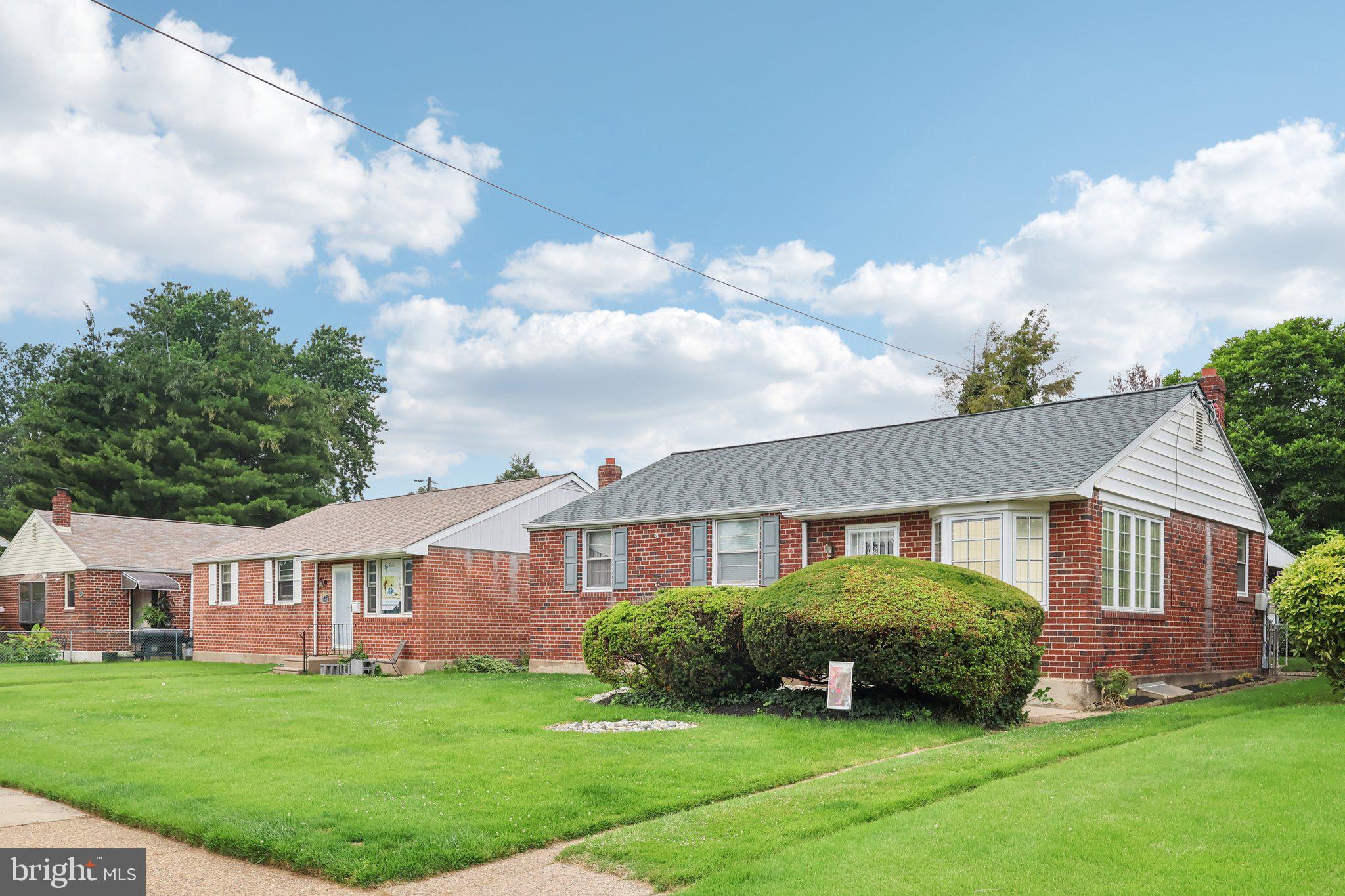 FOX CHASE - Residential