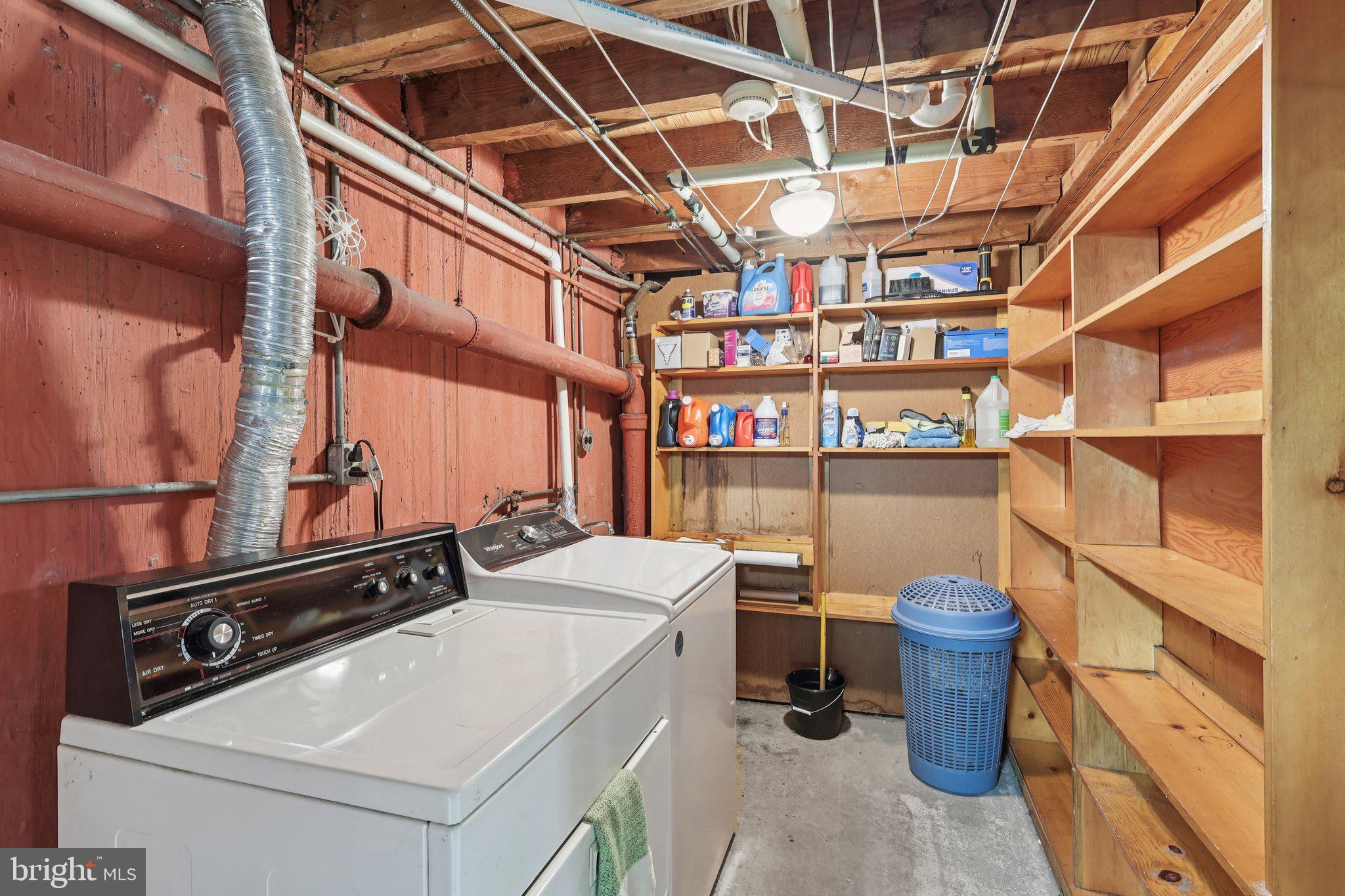 FOX CHASE - Residential