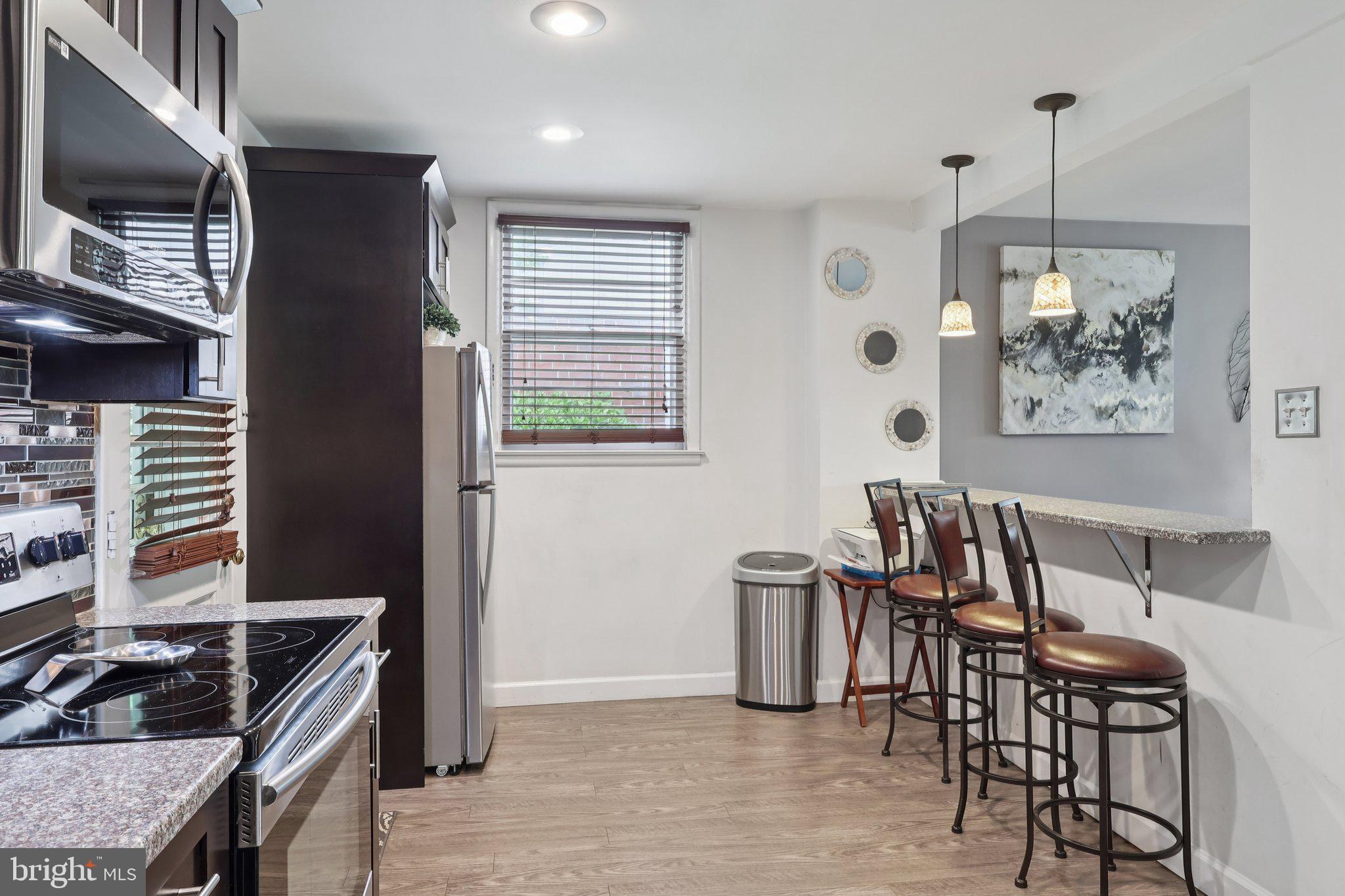 FOX CHASE - Residential