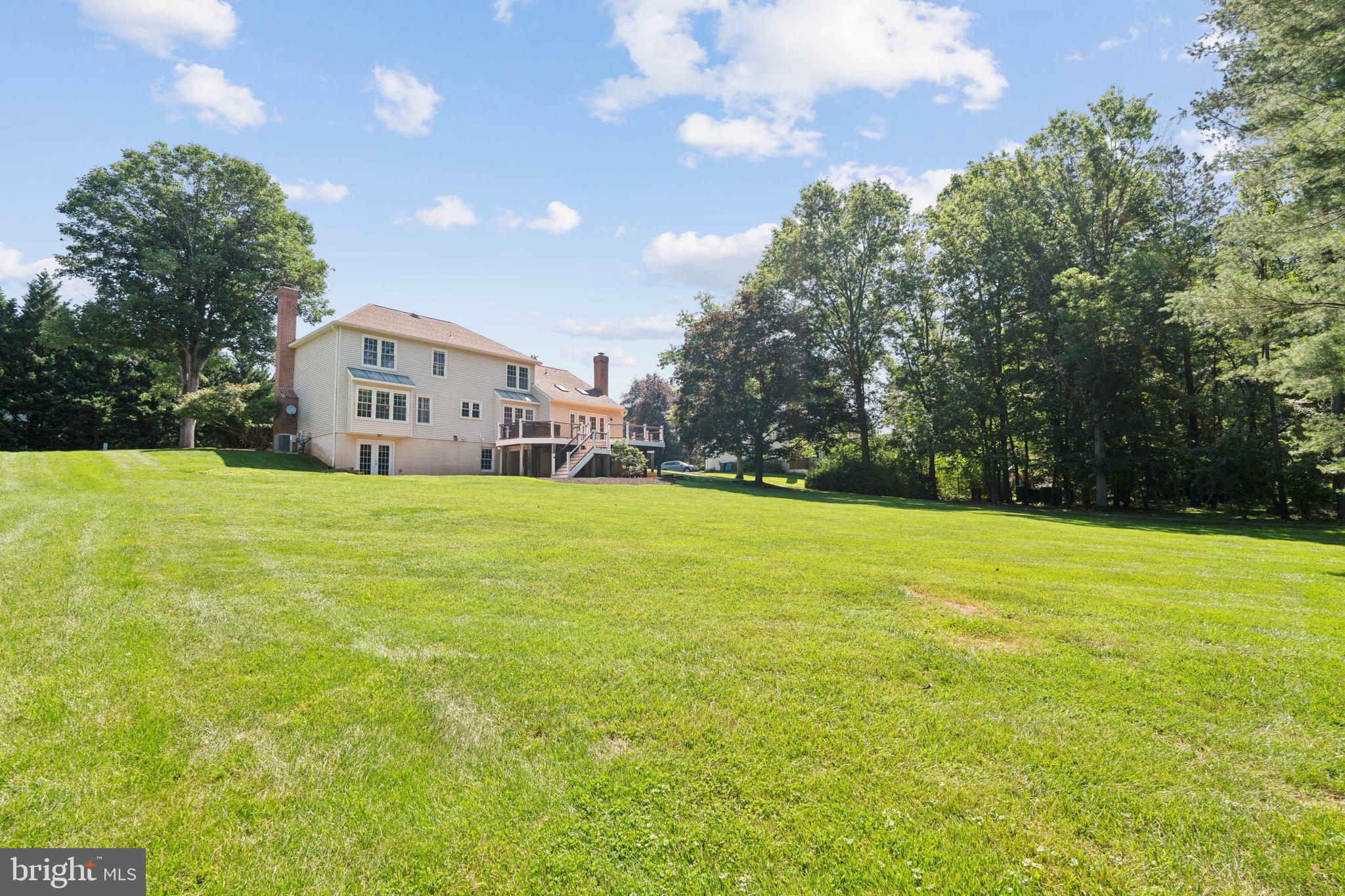 WOLFTRAP MEADOWS - Residential