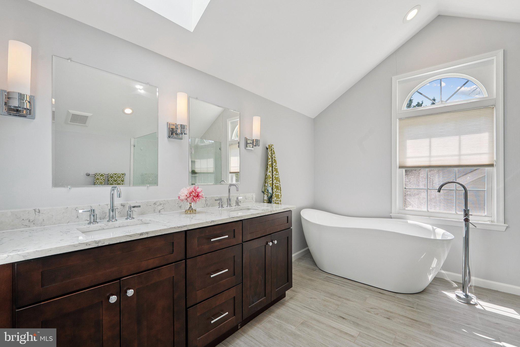 WOLFTRAP MEADOWS - Residential