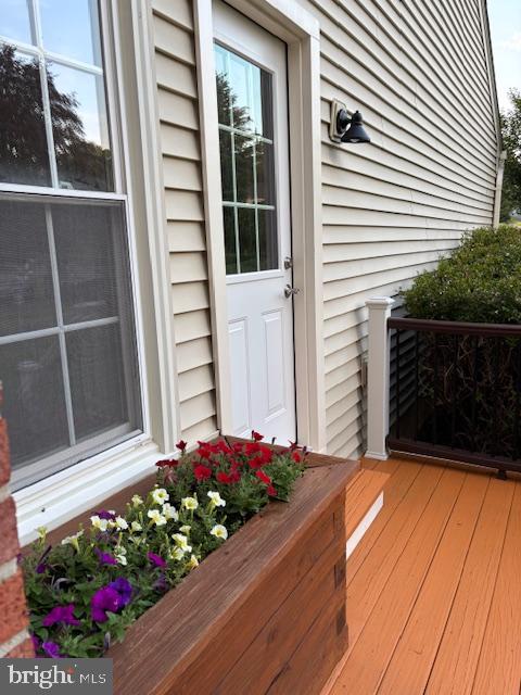 WOLFTRAP MEADOWS - Residential