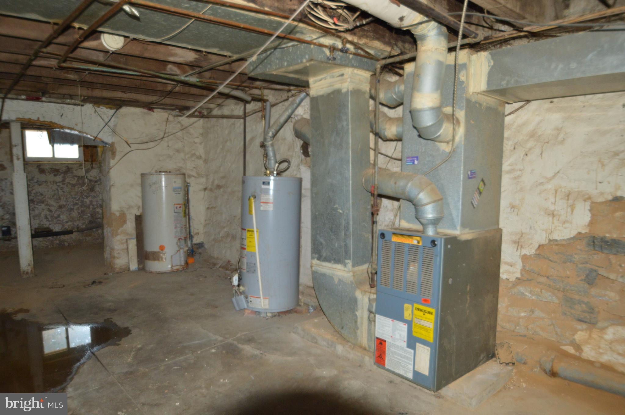 PHILADELPHIA (SOUTHWEST) - Residential