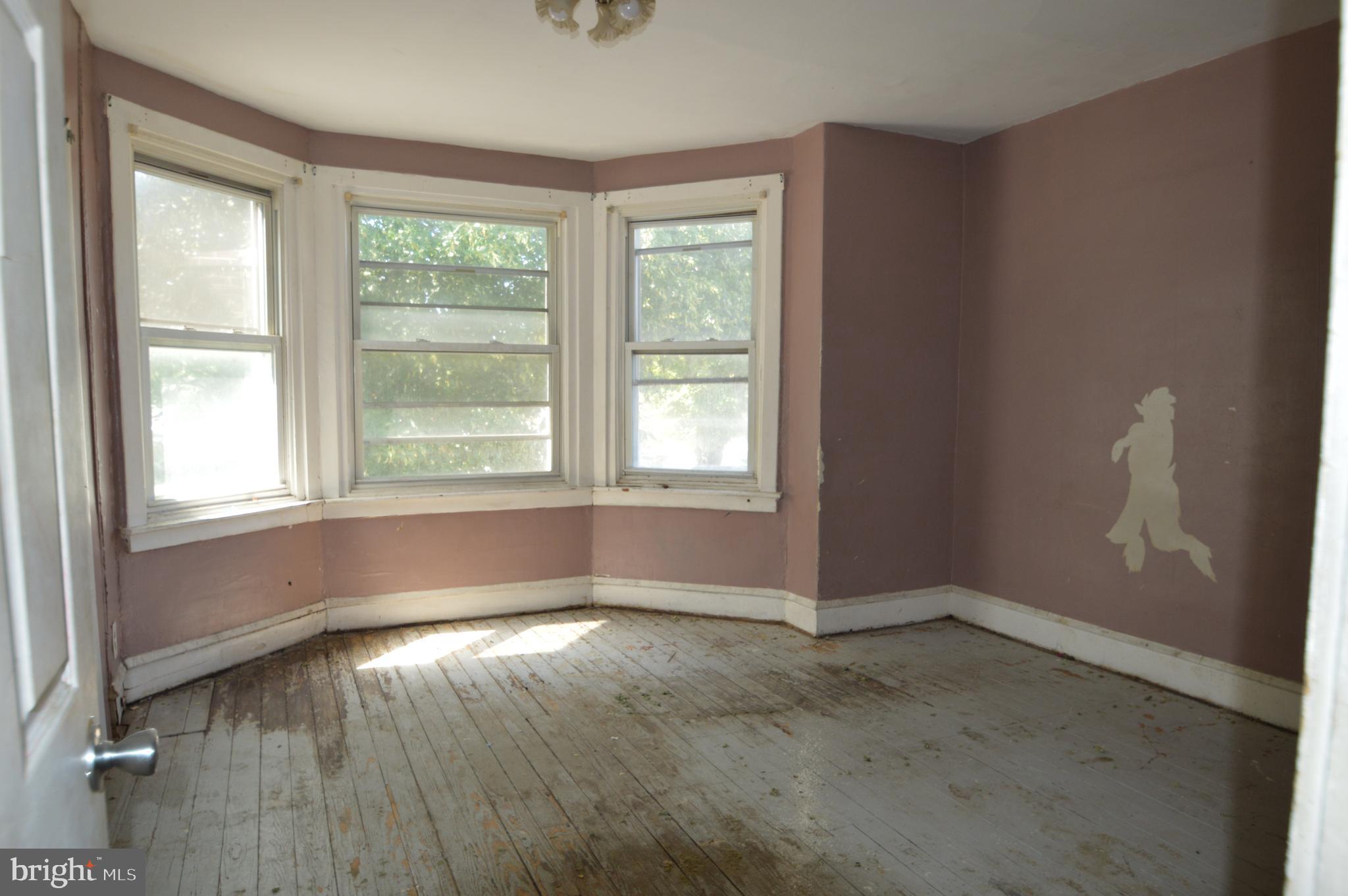 PHILADELPHIA (SOUTHWEST) - Residential