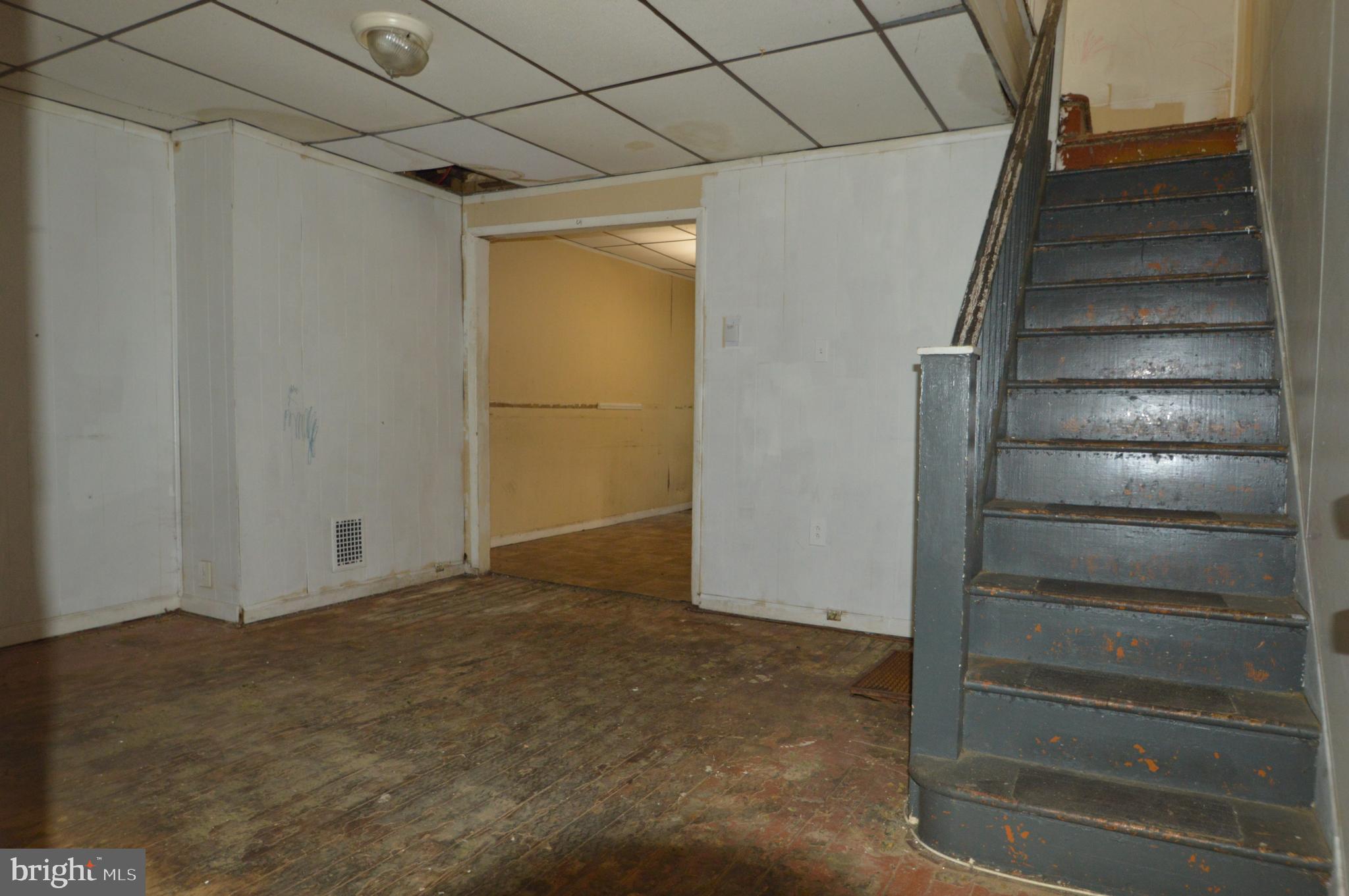 PHILADELPHIA (SOUTHWEST) - Residential