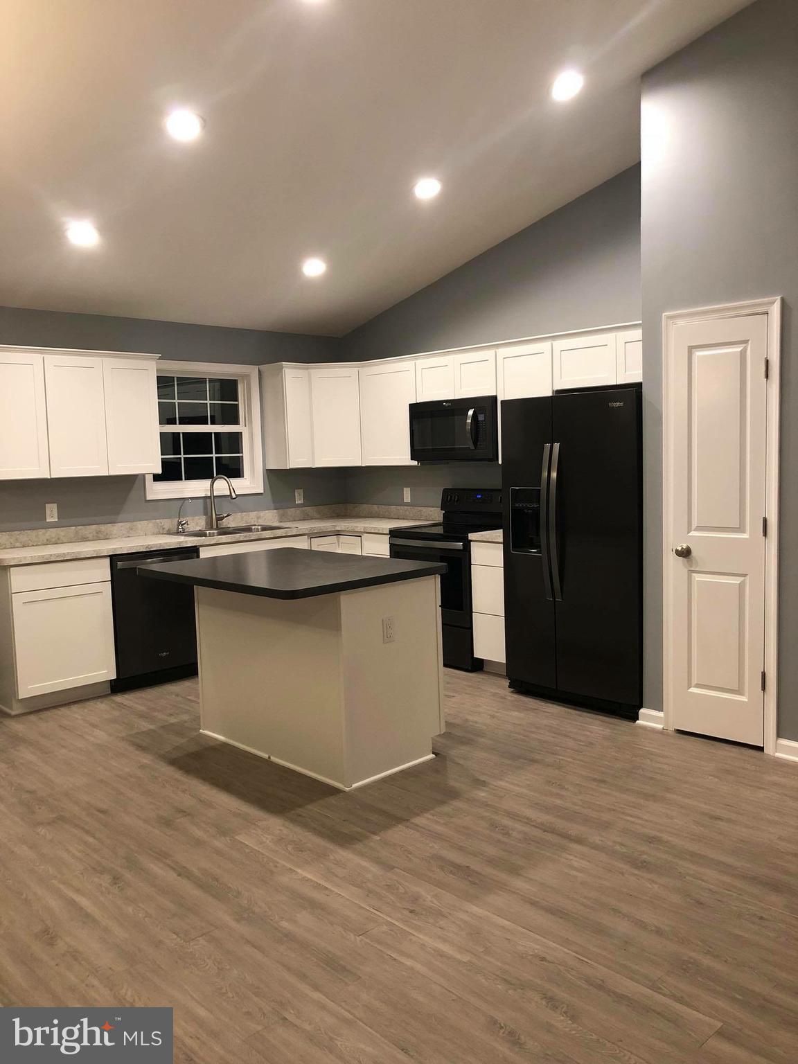 WILDE ACRES - Residential