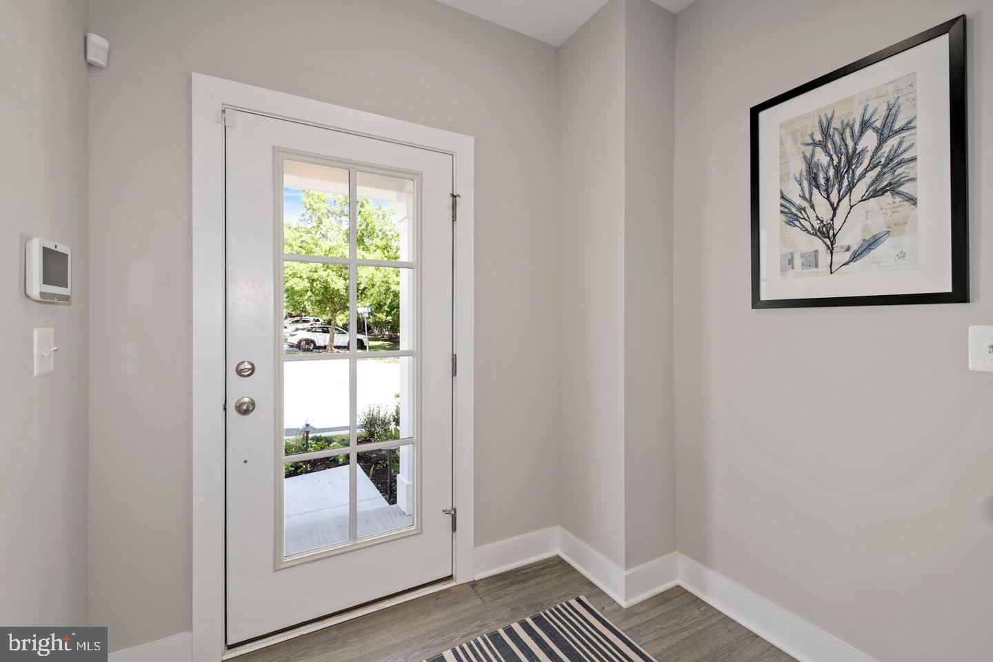 527 SEAWAY LANE