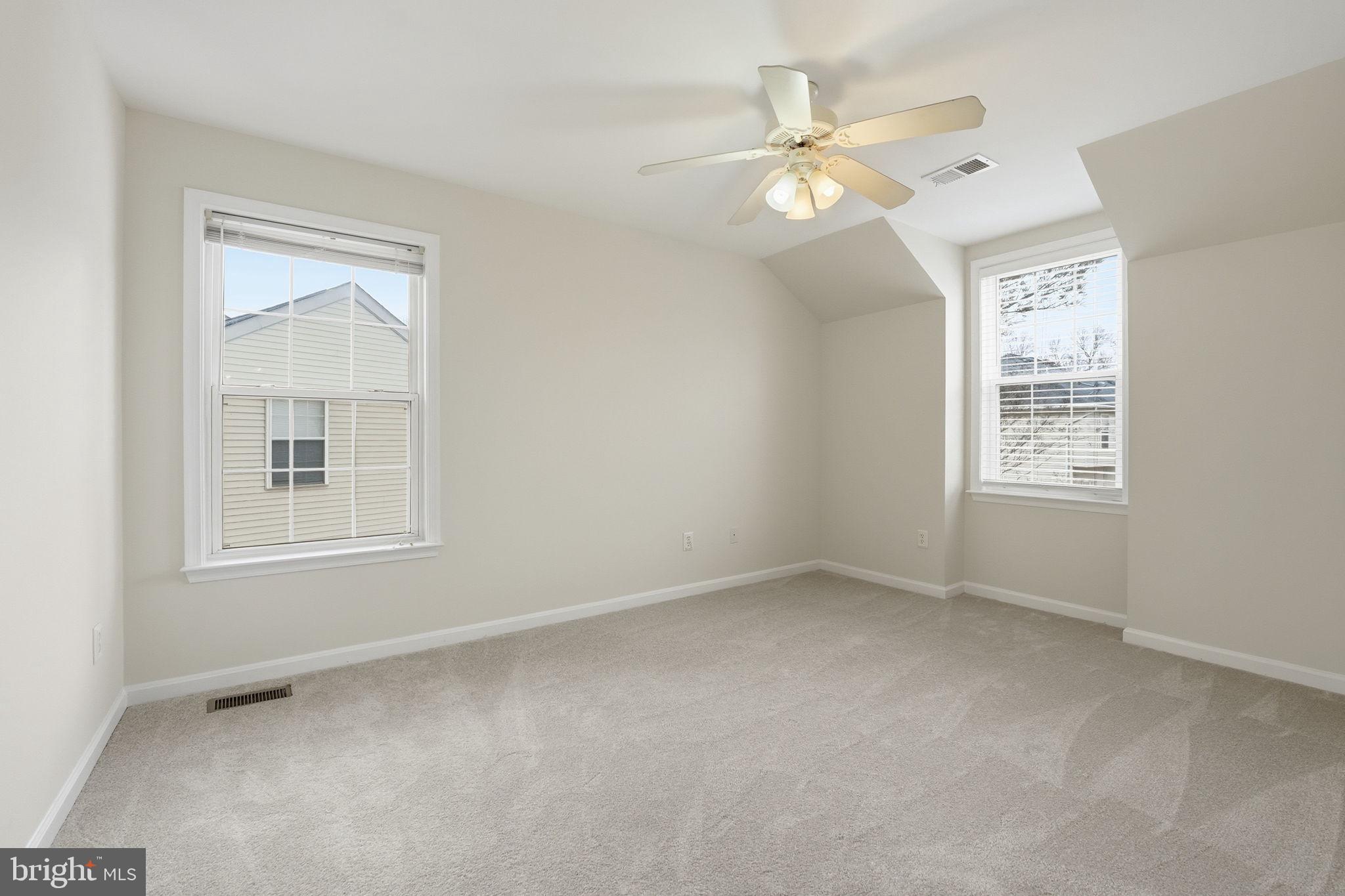 WILLOW PONDS - Residential