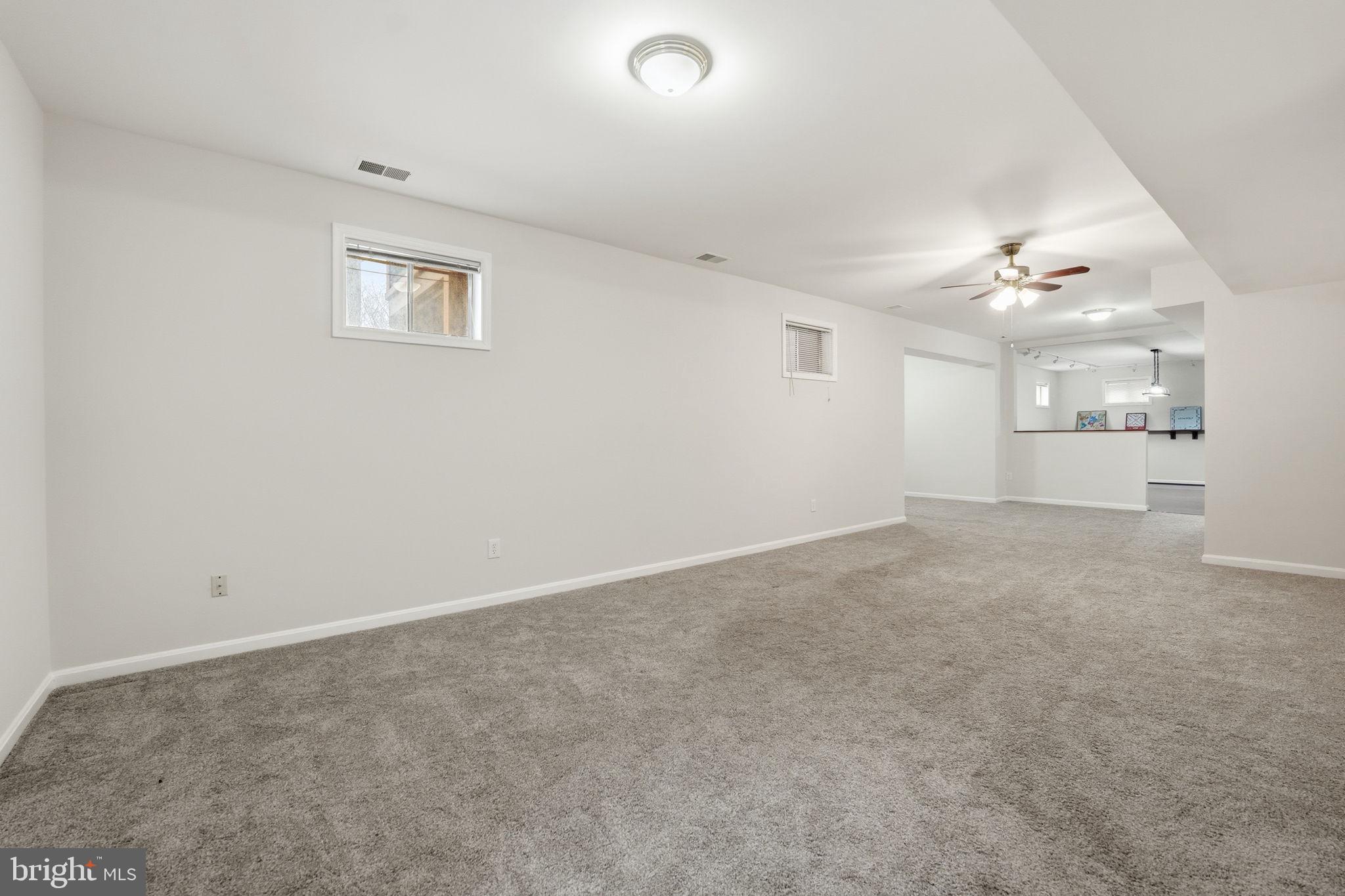 WILLOW PONDS - Residential