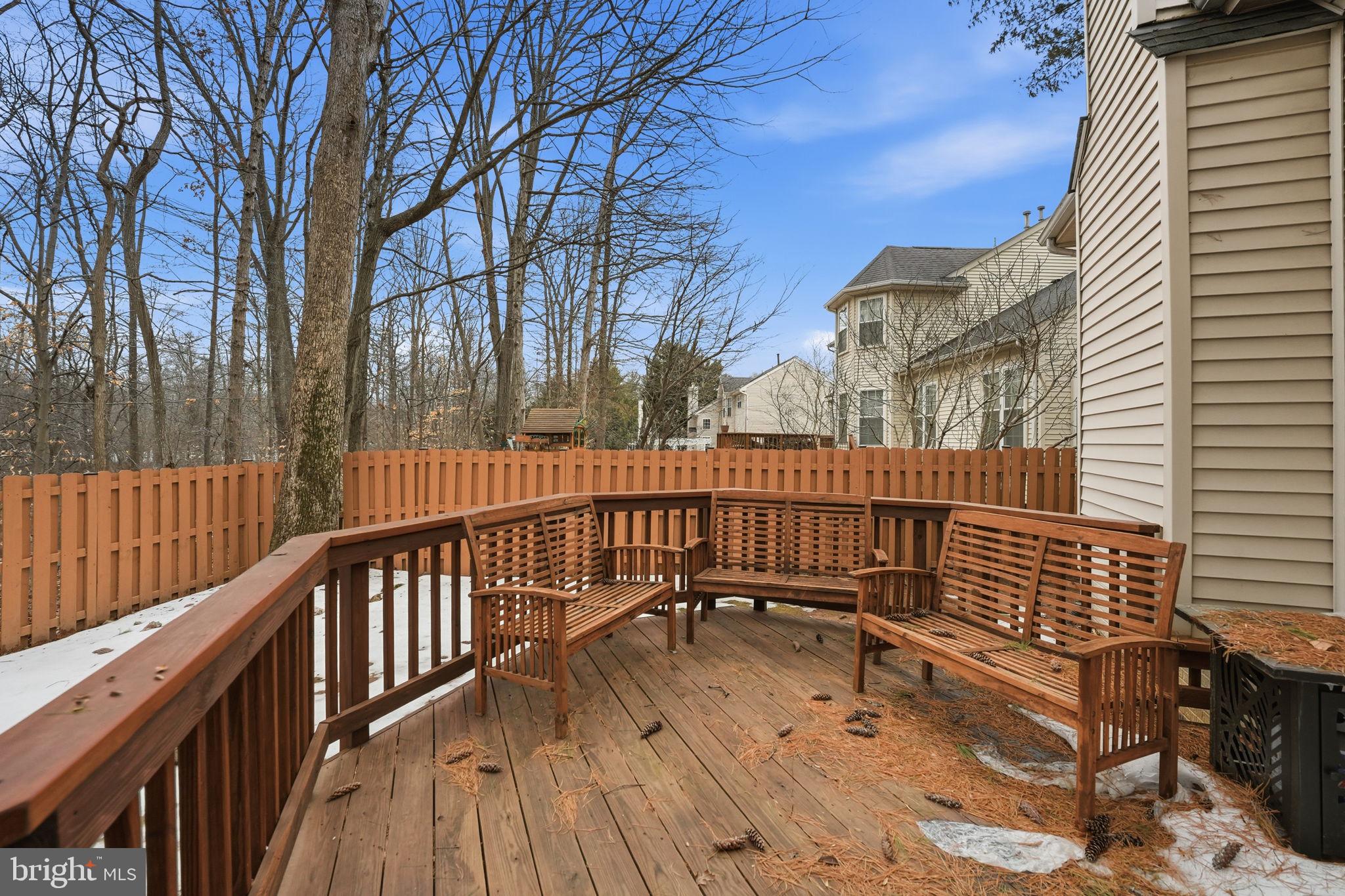 WILLOW PONDS - Residential