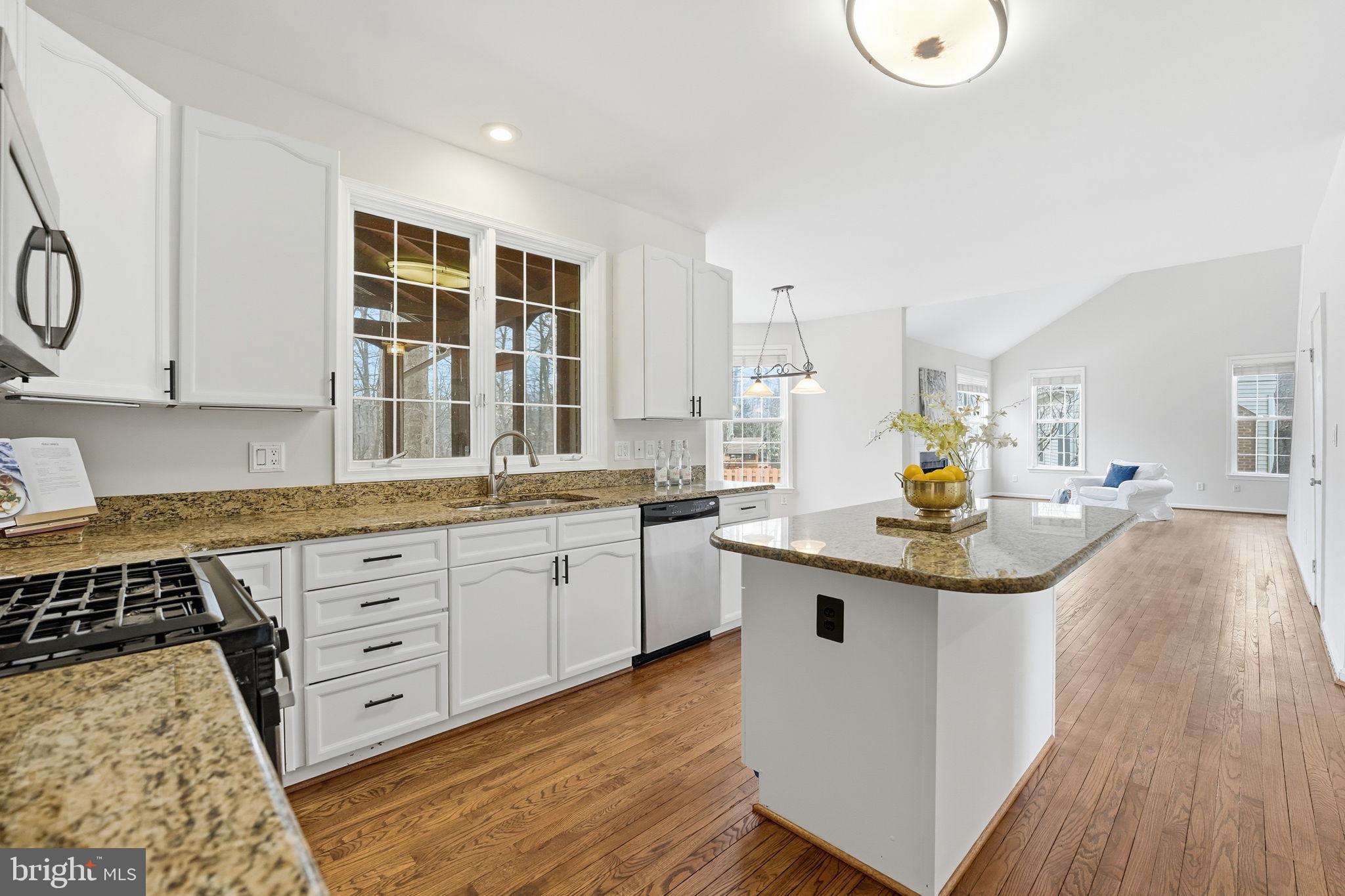 WILLOW PONDS - Residential