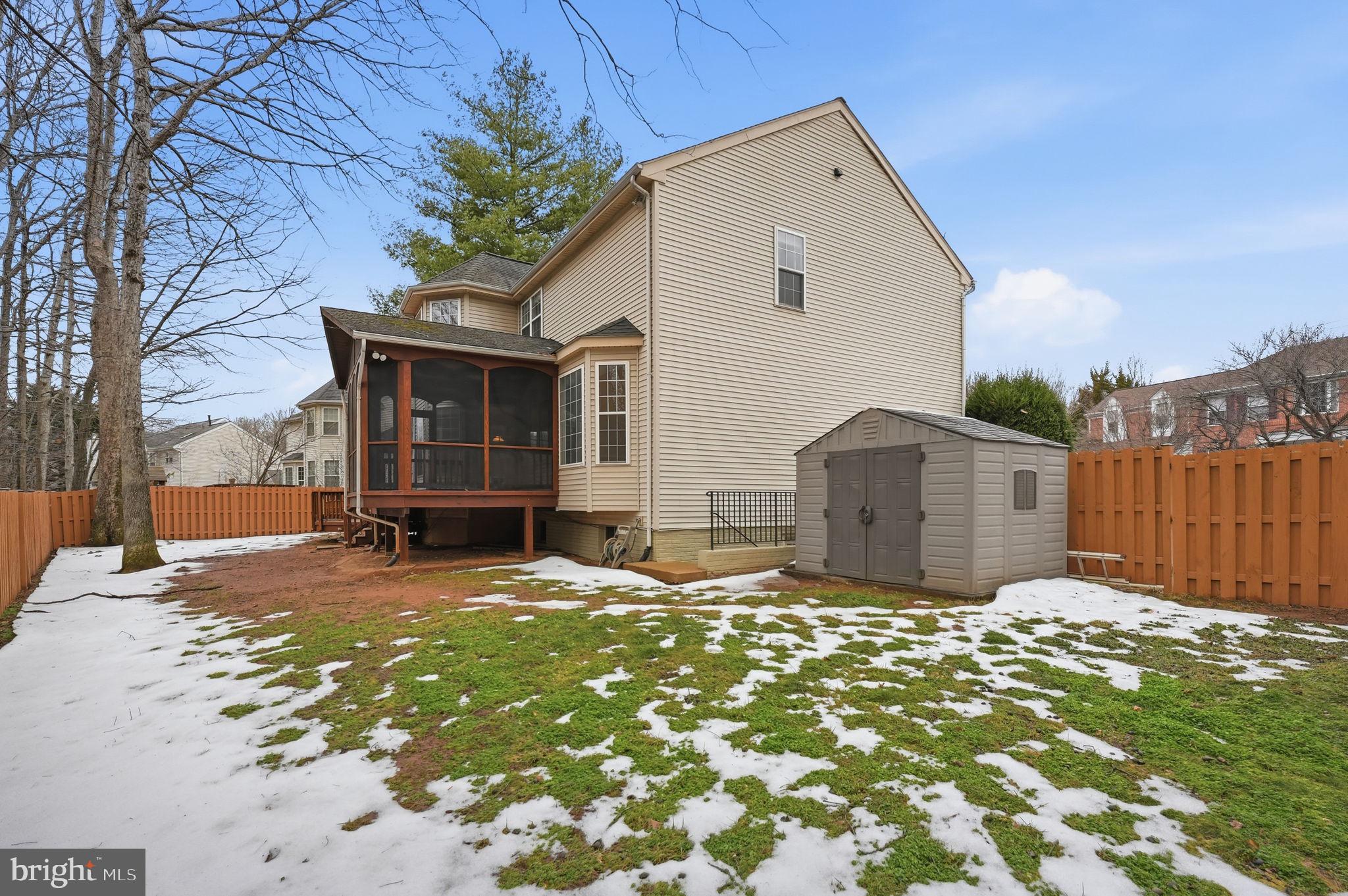 WILLOW PONDS - Residential