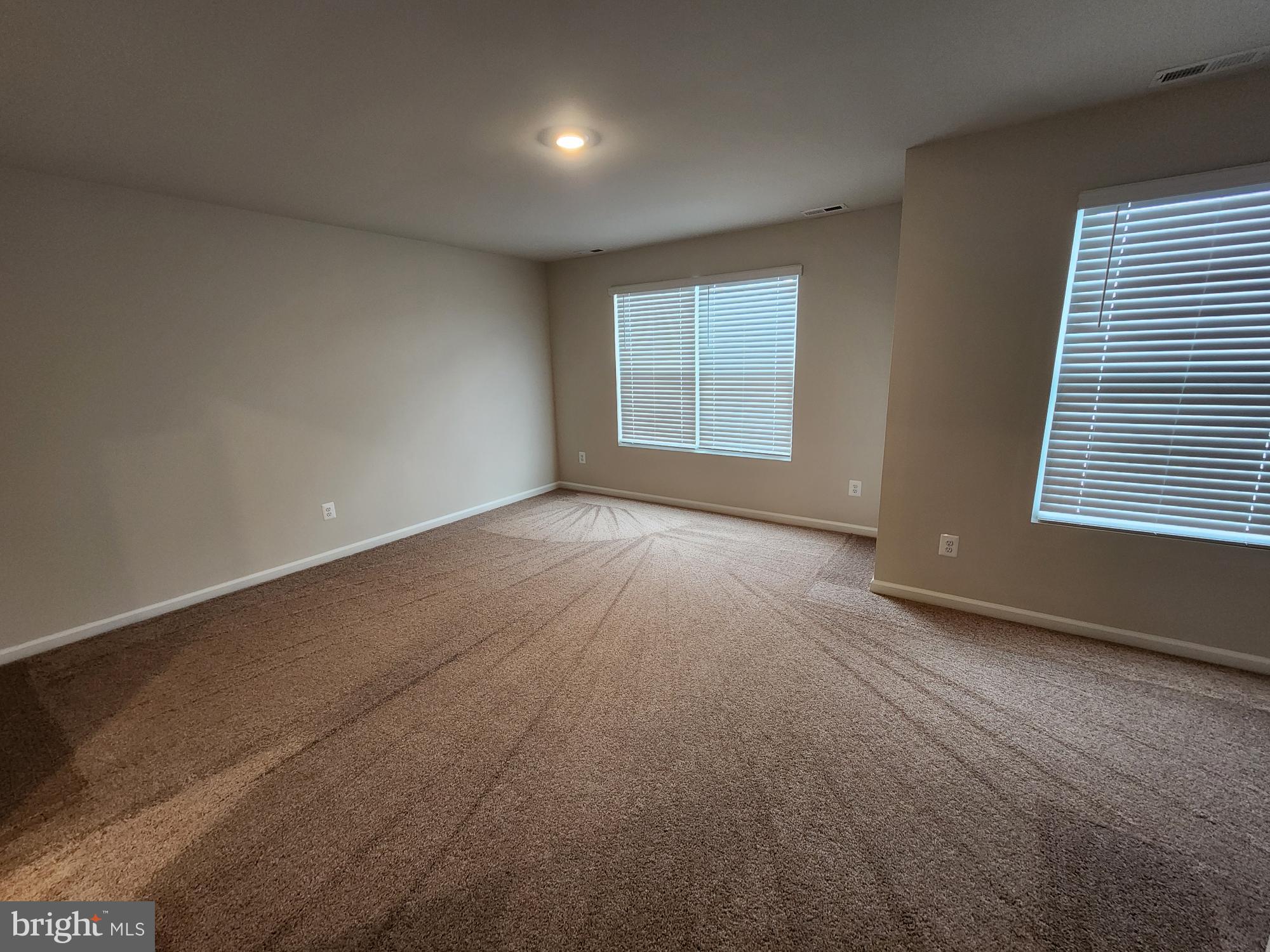 HOMEPLACE AT RIVERSIDE - Residential Lease