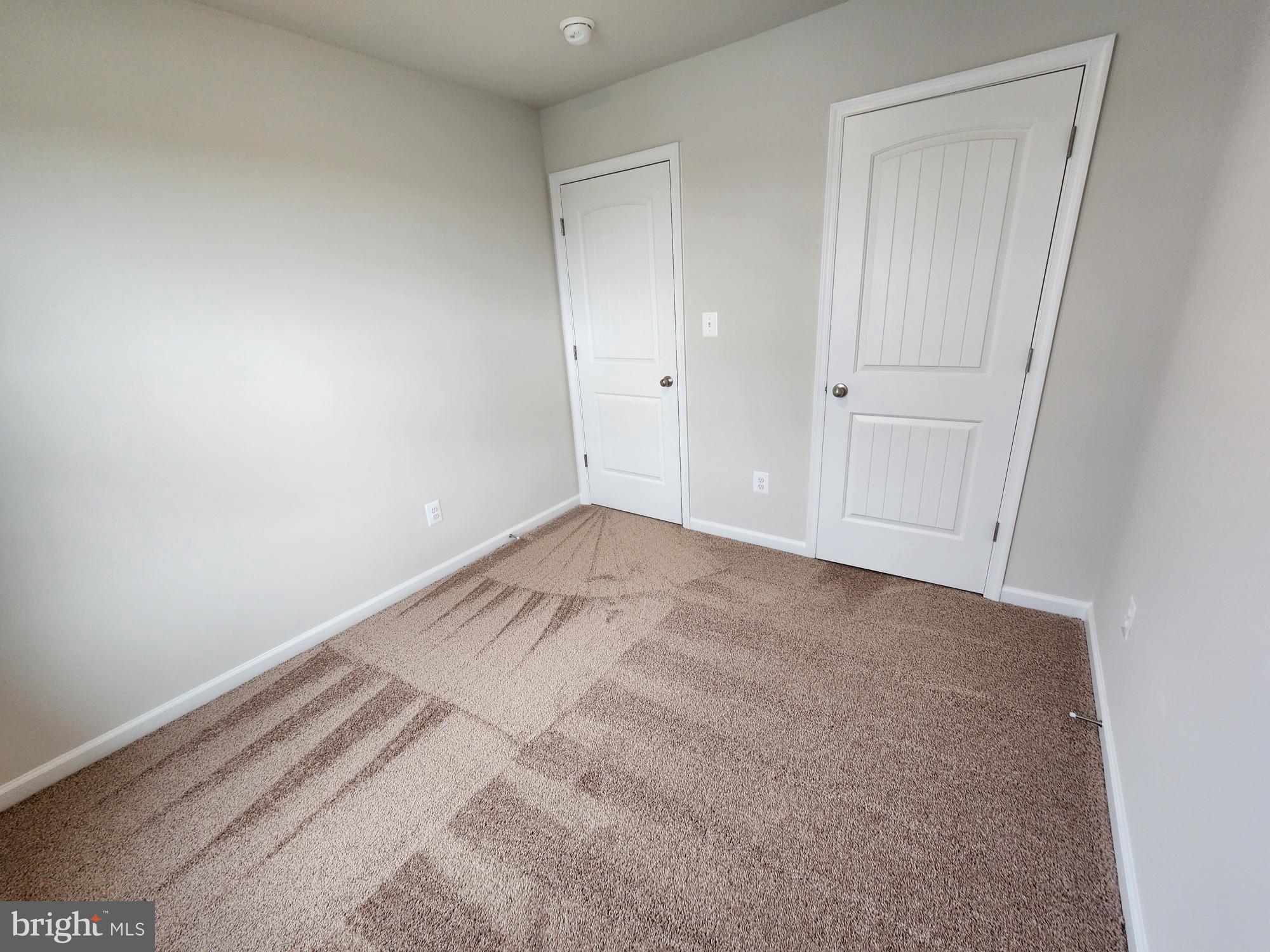 HOMEPLACE AT RIVERSIDE - Residential Lease