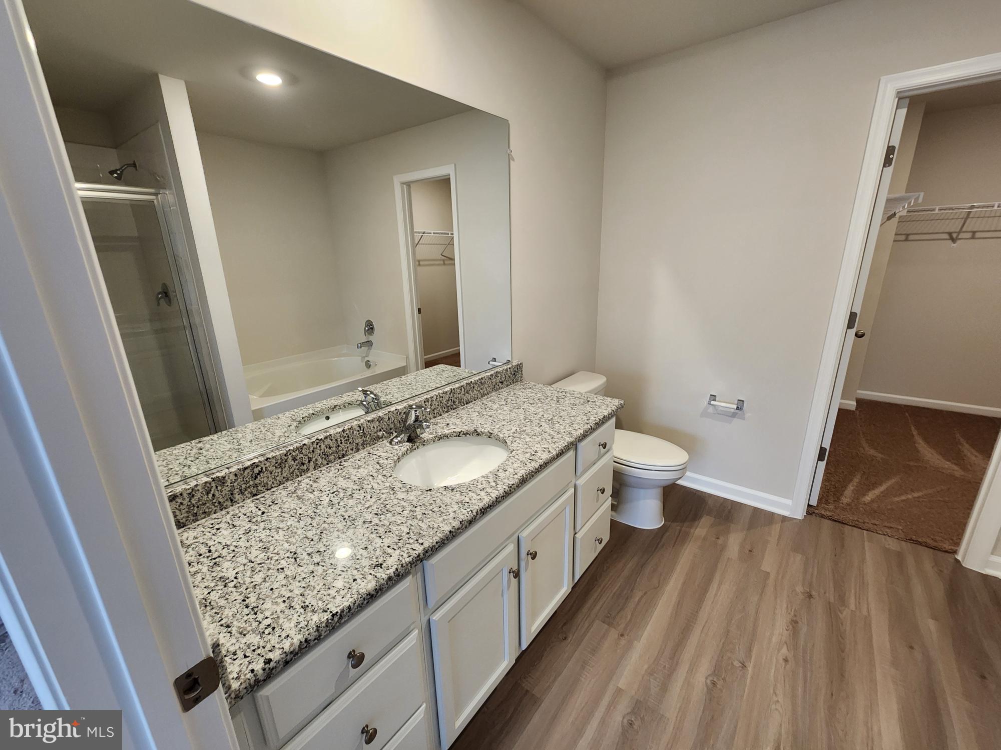 HOMEPLACE AT RIVERSIDE - Residential Lease