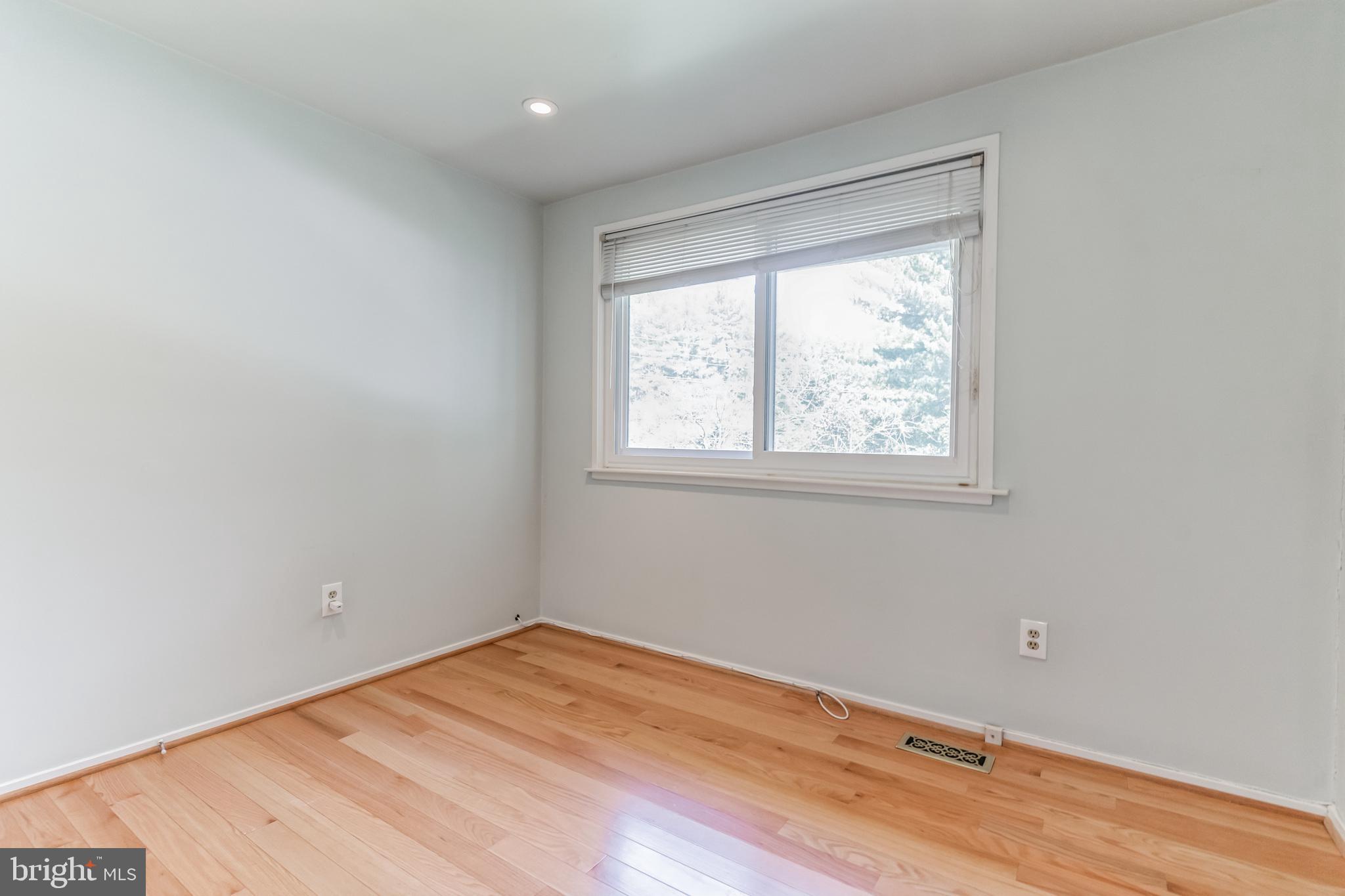 CABIN JOHN PARK - Residential Lease