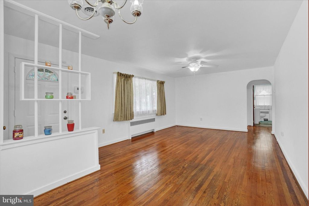 Photo of 404 HILTON DR, LANCASTER, PA 17603 (MLS # PALA2039358)