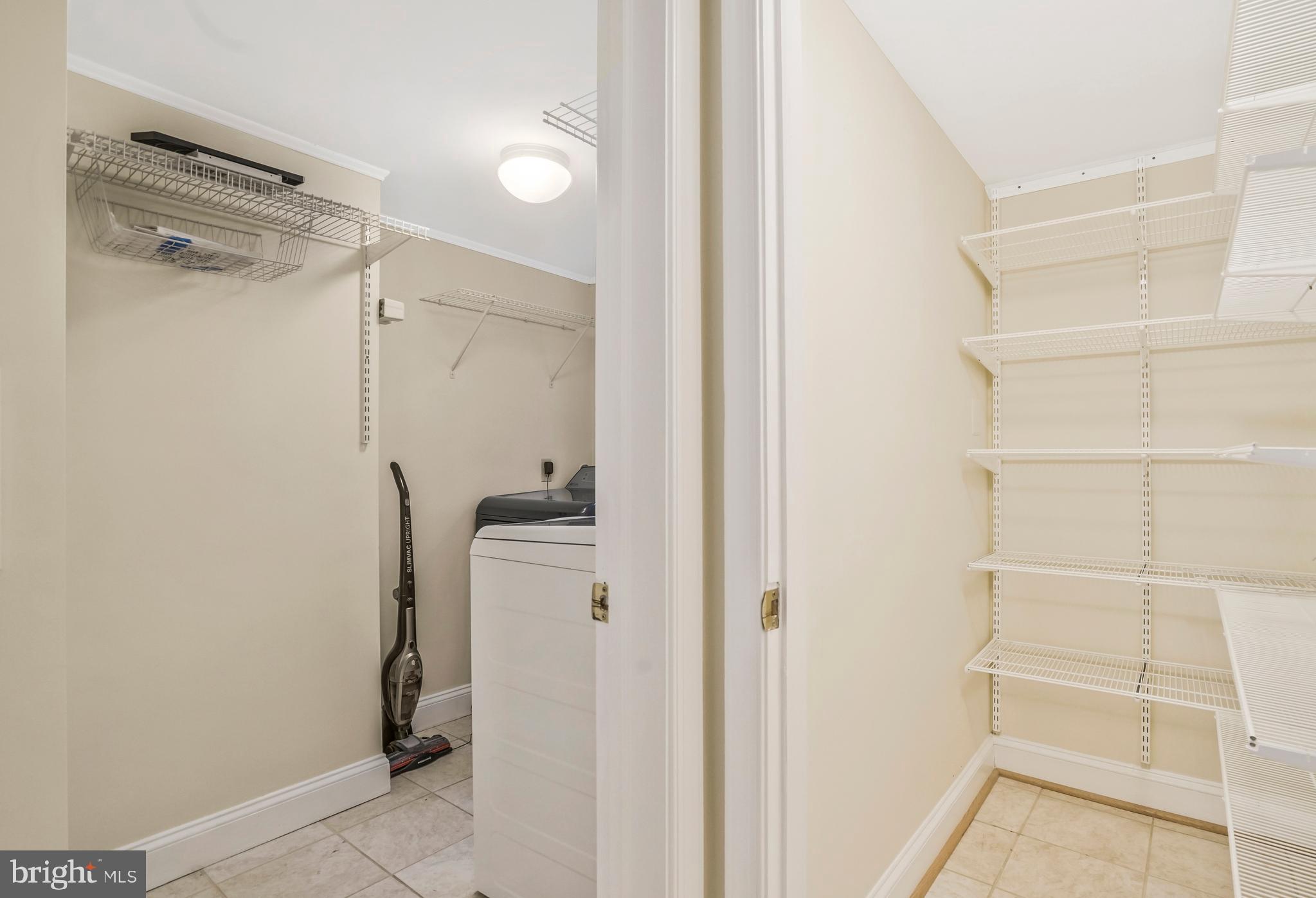 RIVERCREST - Residential