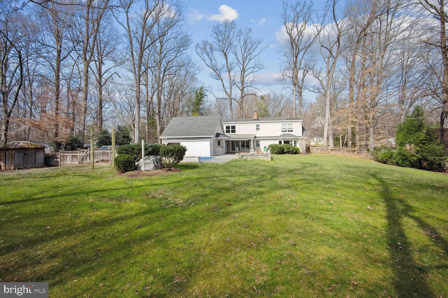 Great Falls, Virginia 22066, United States, 5 Bedrooms Bedrooms, ,3 BathroomsBathrooms,Residential,Contingent,80007