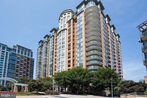 Photo of 8220 Crestwood Heights Drive #714, MCLEAN, VA 22102 (MLS # VAFX2348436)