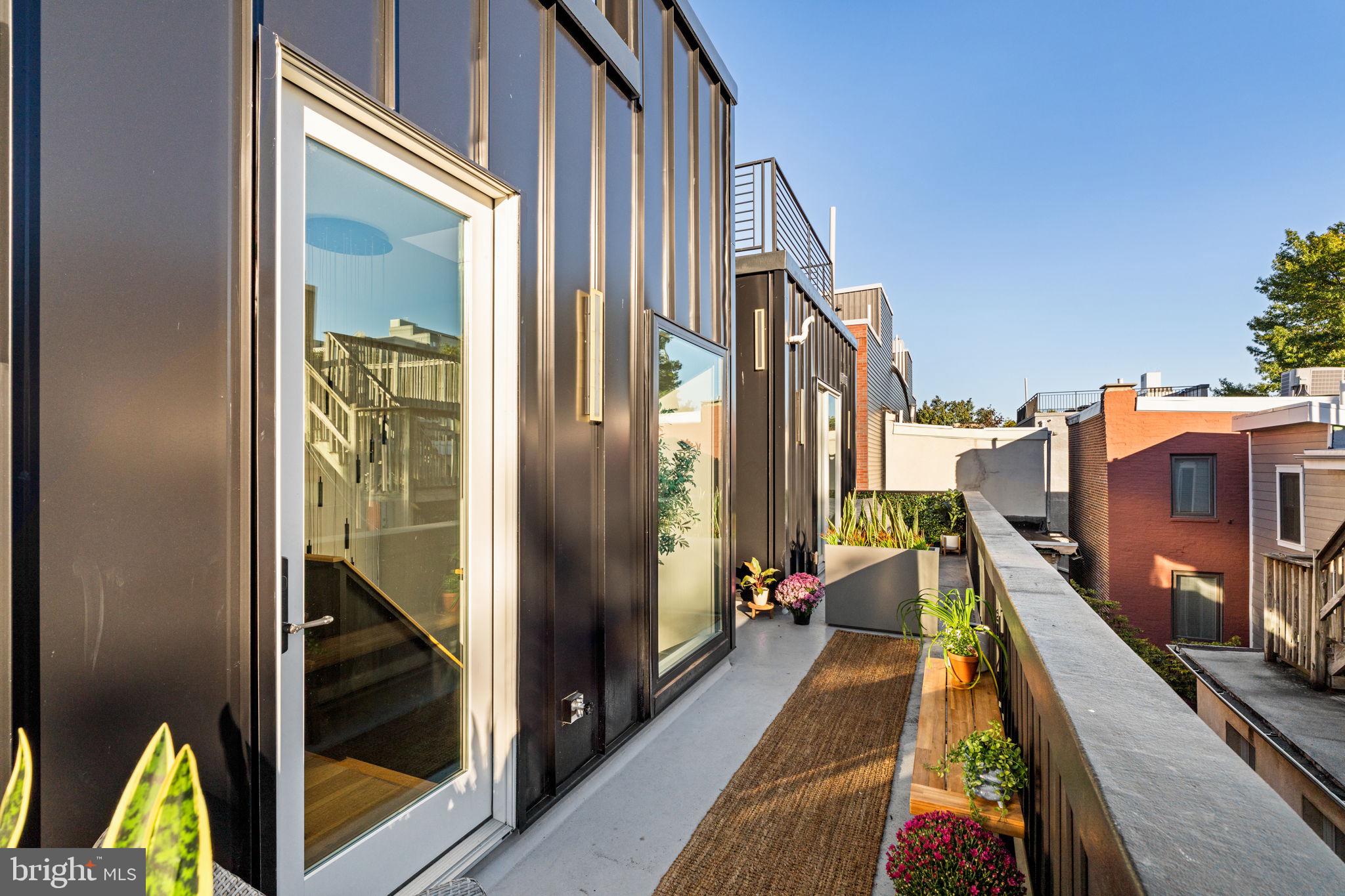 SPRING GARDEN - Residential