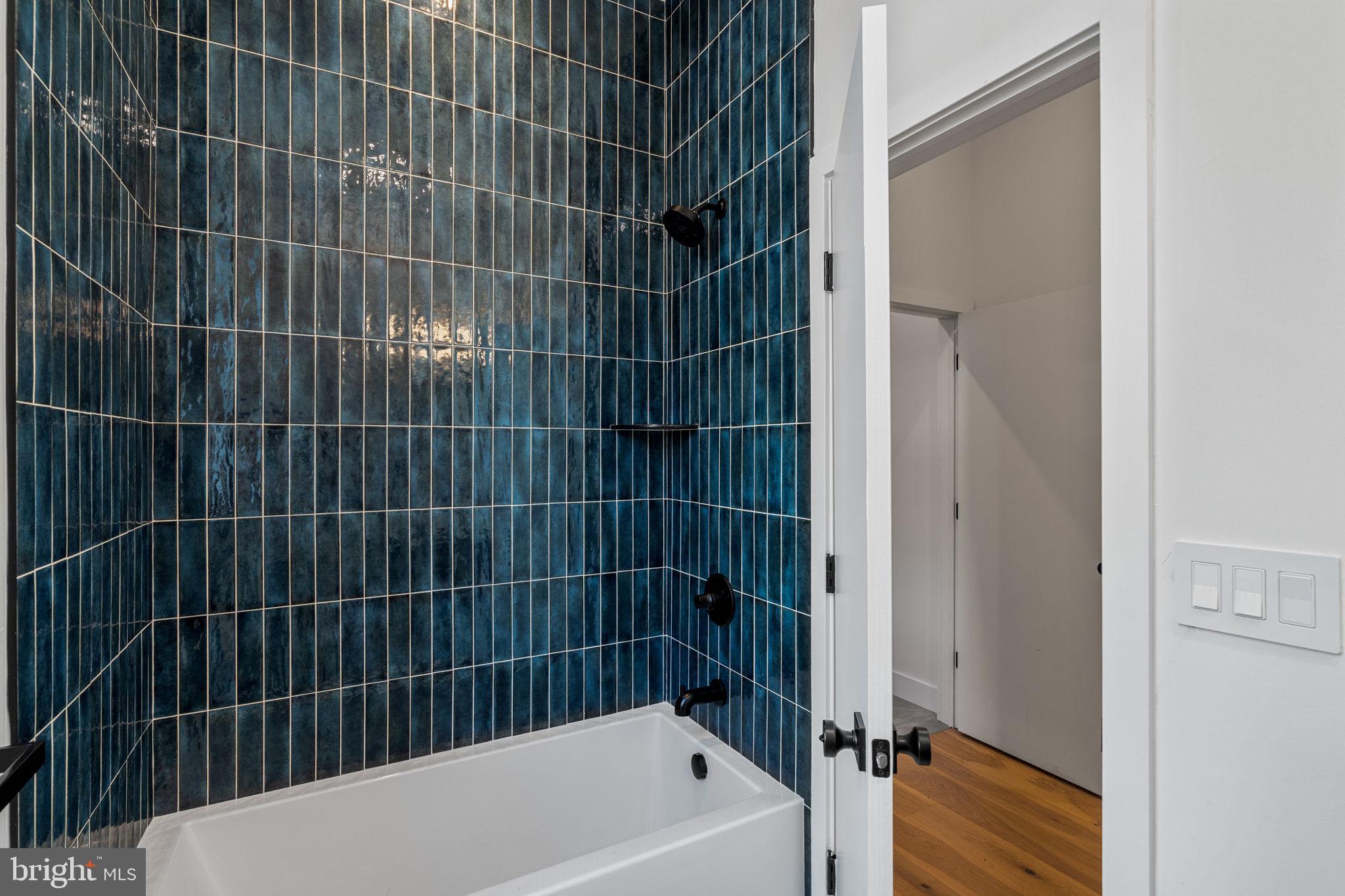 SPRING GARDEN - Residential