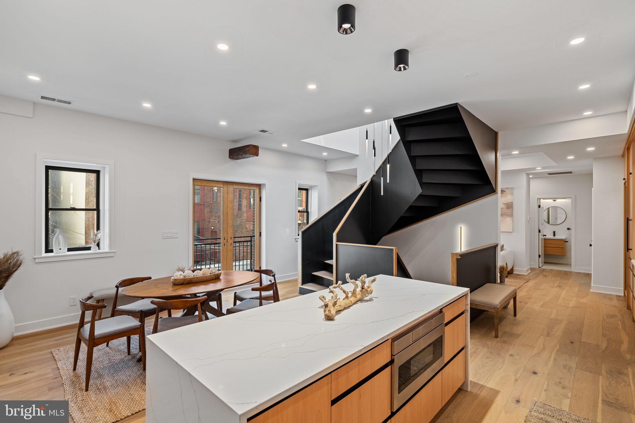 SPRING GARDEN - Residential