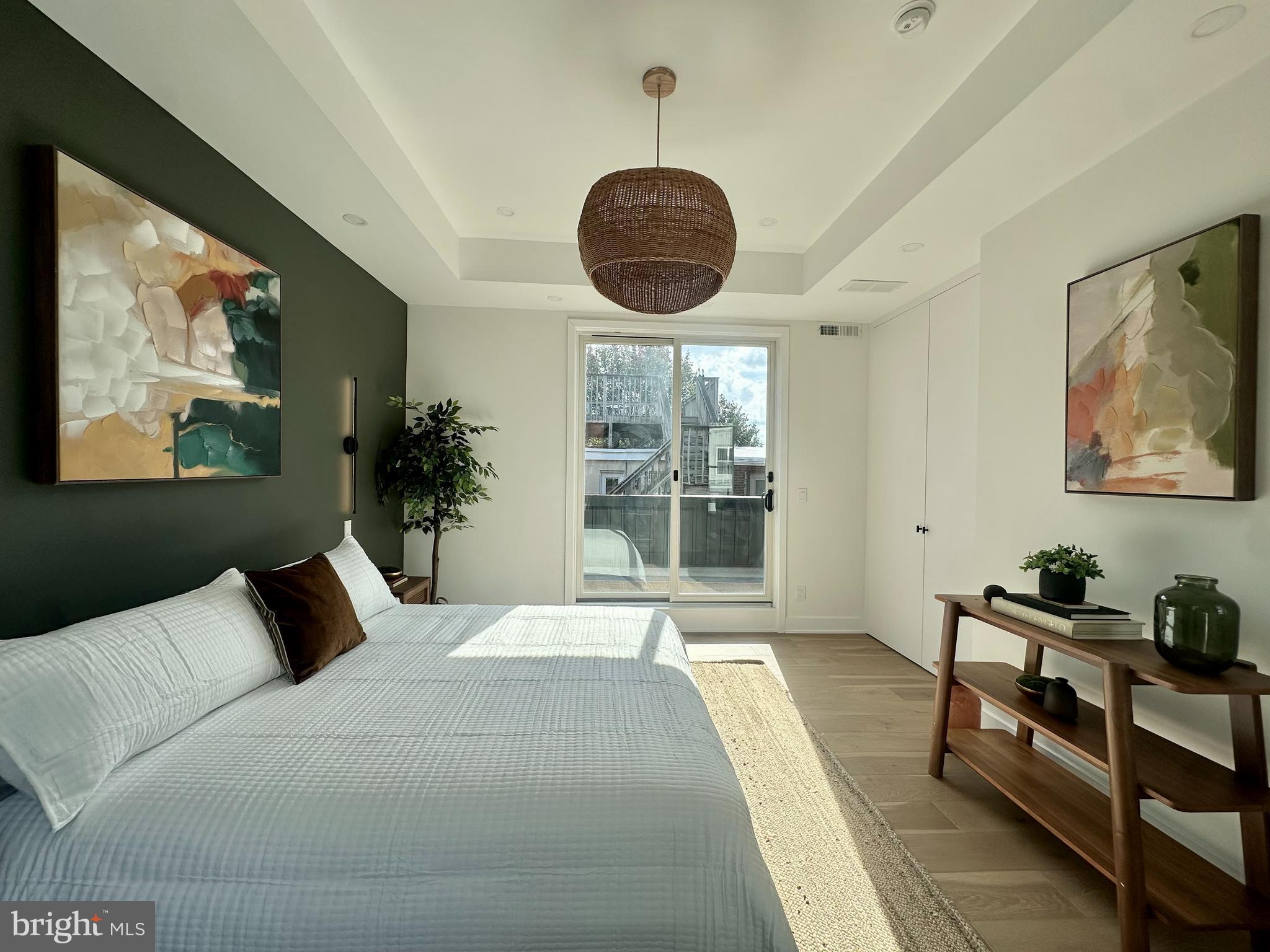 SPRING GARDEN - Residential