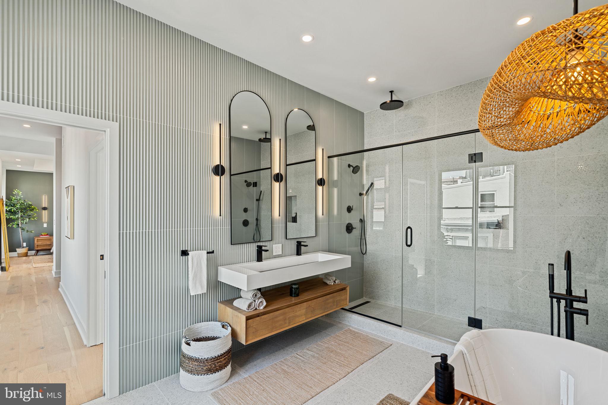 SPRING GARDEN - Residential