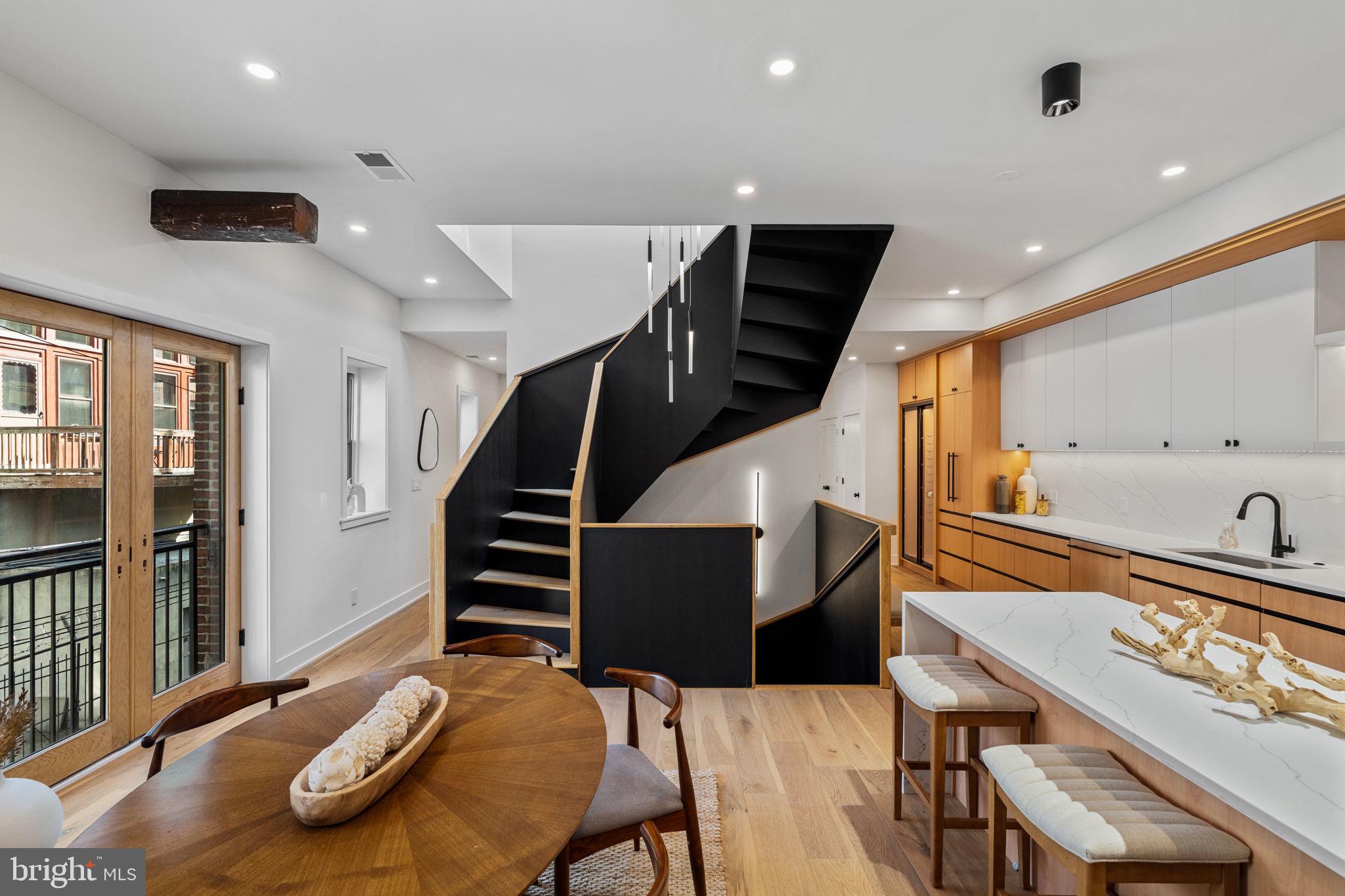 SPRING GARDEN - Residential