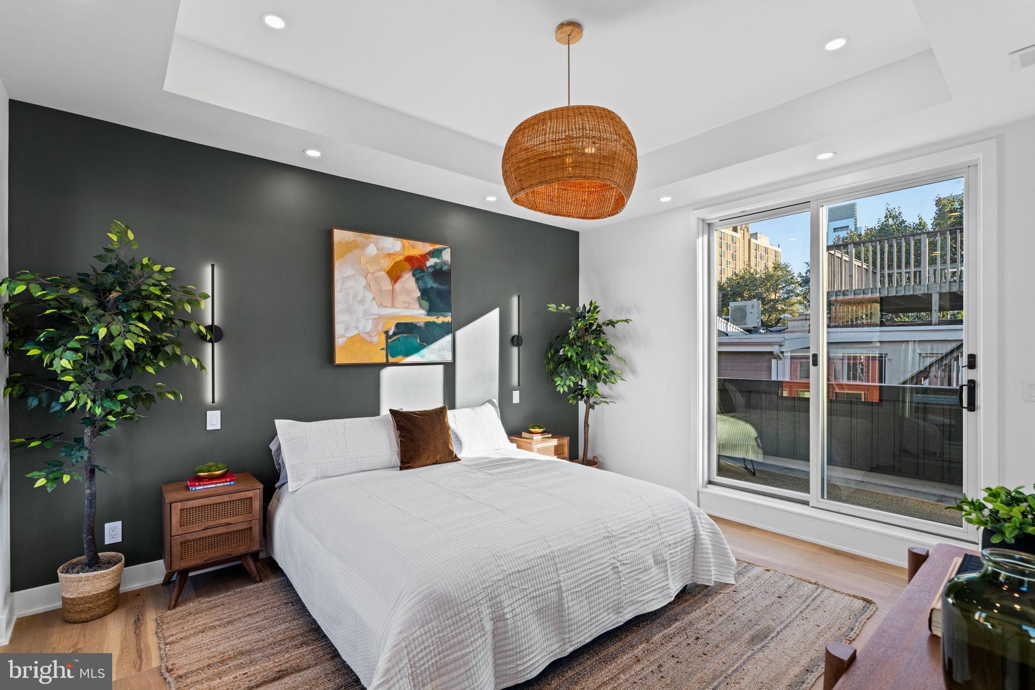 SPRING GARDEN - Residential