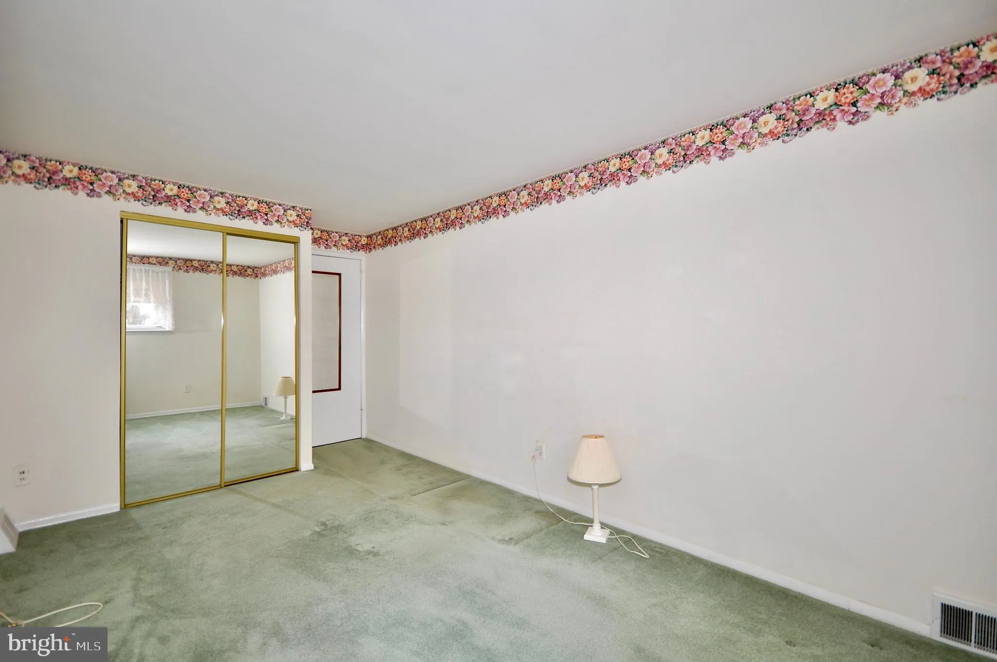 Philadelphia, Pennsylvania 19114, United States, 3 Bedrooms Bedrooms, ,1 BathroomBathrooms,Residential,Pending,93923