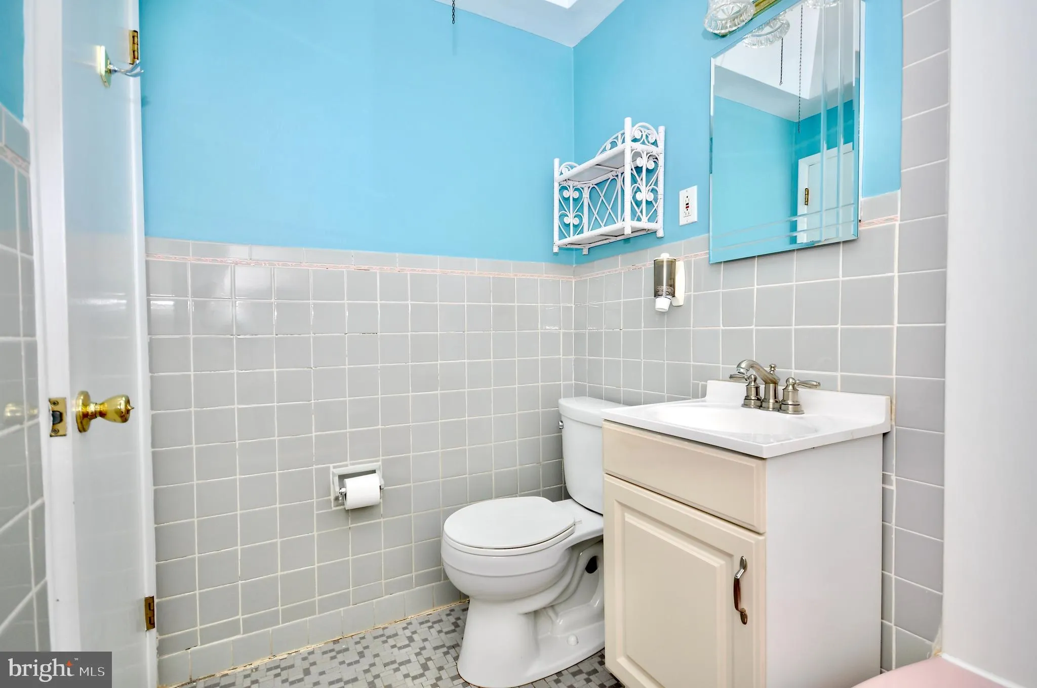 Philadelphia, Pennsylvania 19114, United States, 3 Bedrooms Bedrooms, ,1 BathroomBathrooms,Residential,Pending,93923