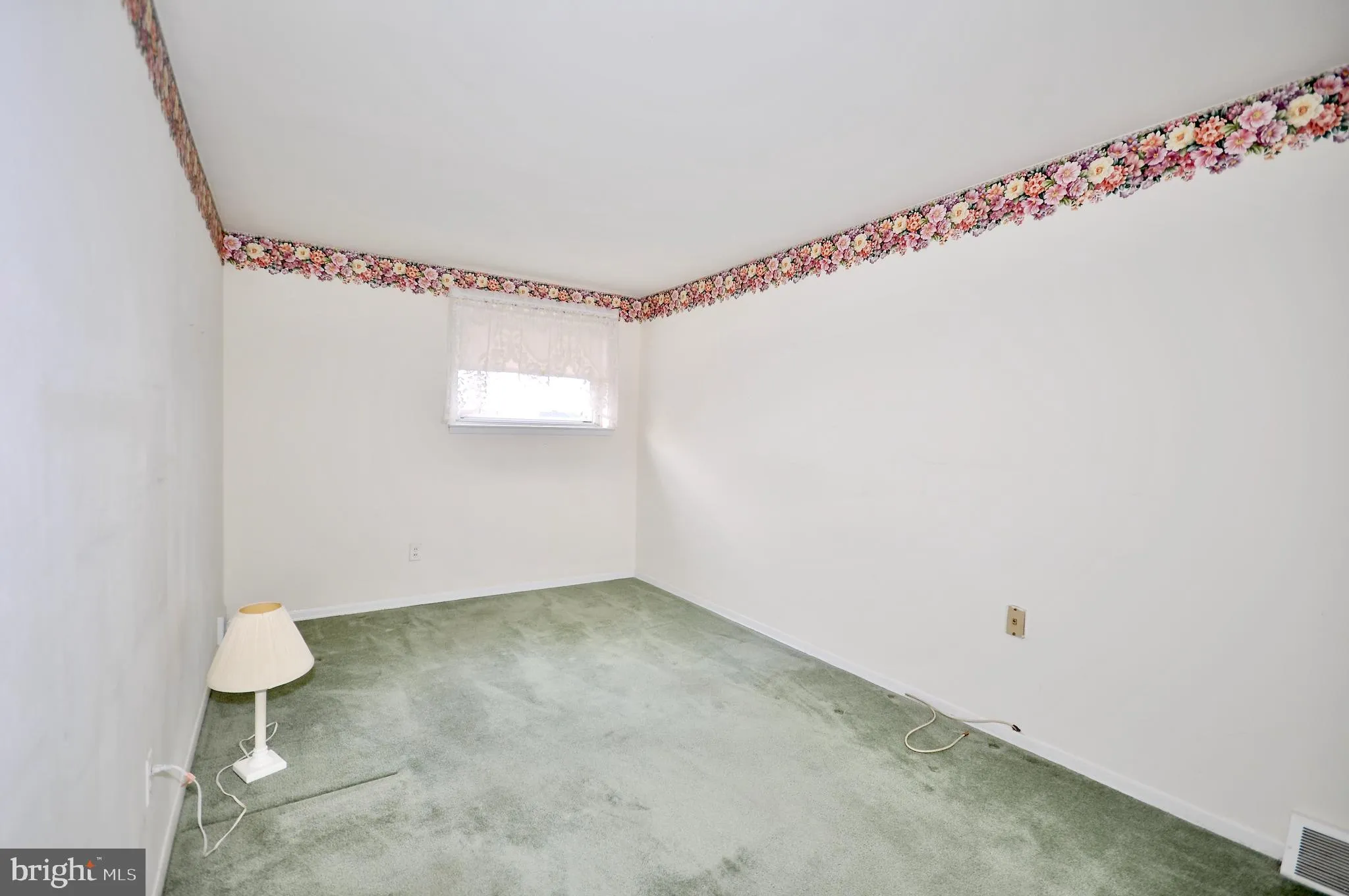 Philadelphia, Pennsylvania 19114, United States, 3 Bedrooms Bedrooms, ,1 BathroomBathrooms,Residential,Pending,93923