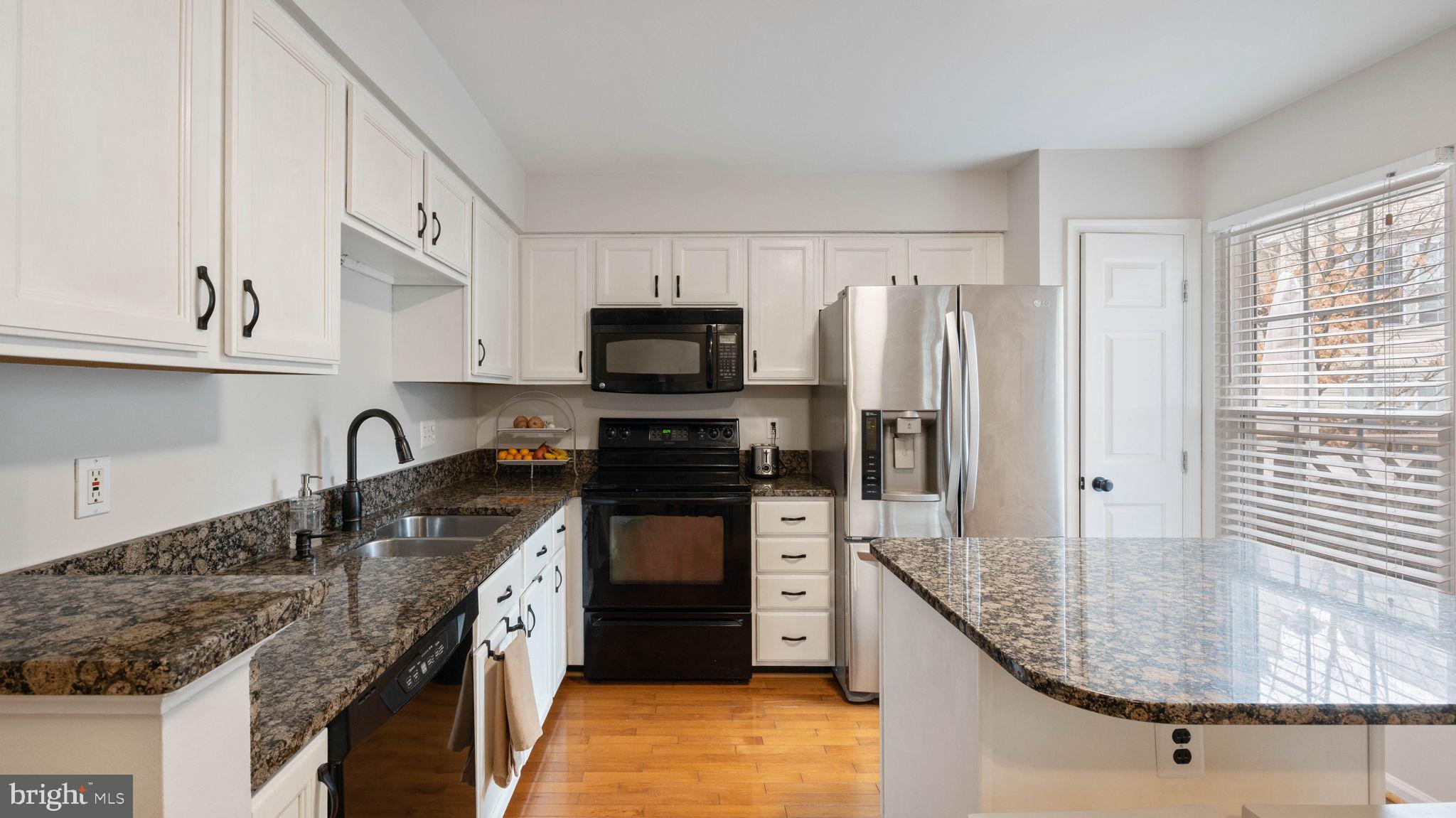 RIVERSIDE VILLAGES - Residential