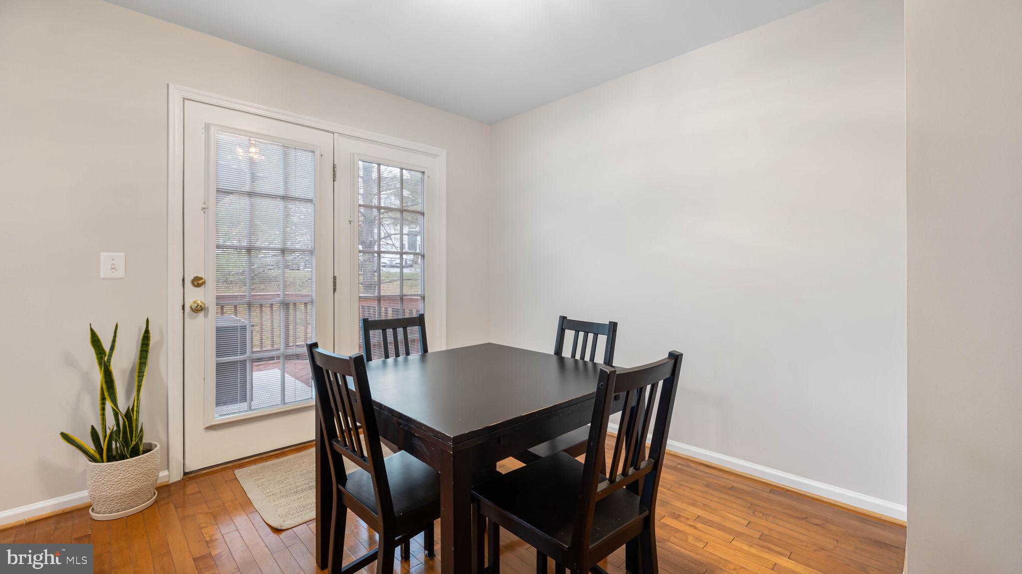 RIVERSIDE VILLAGES - Residential