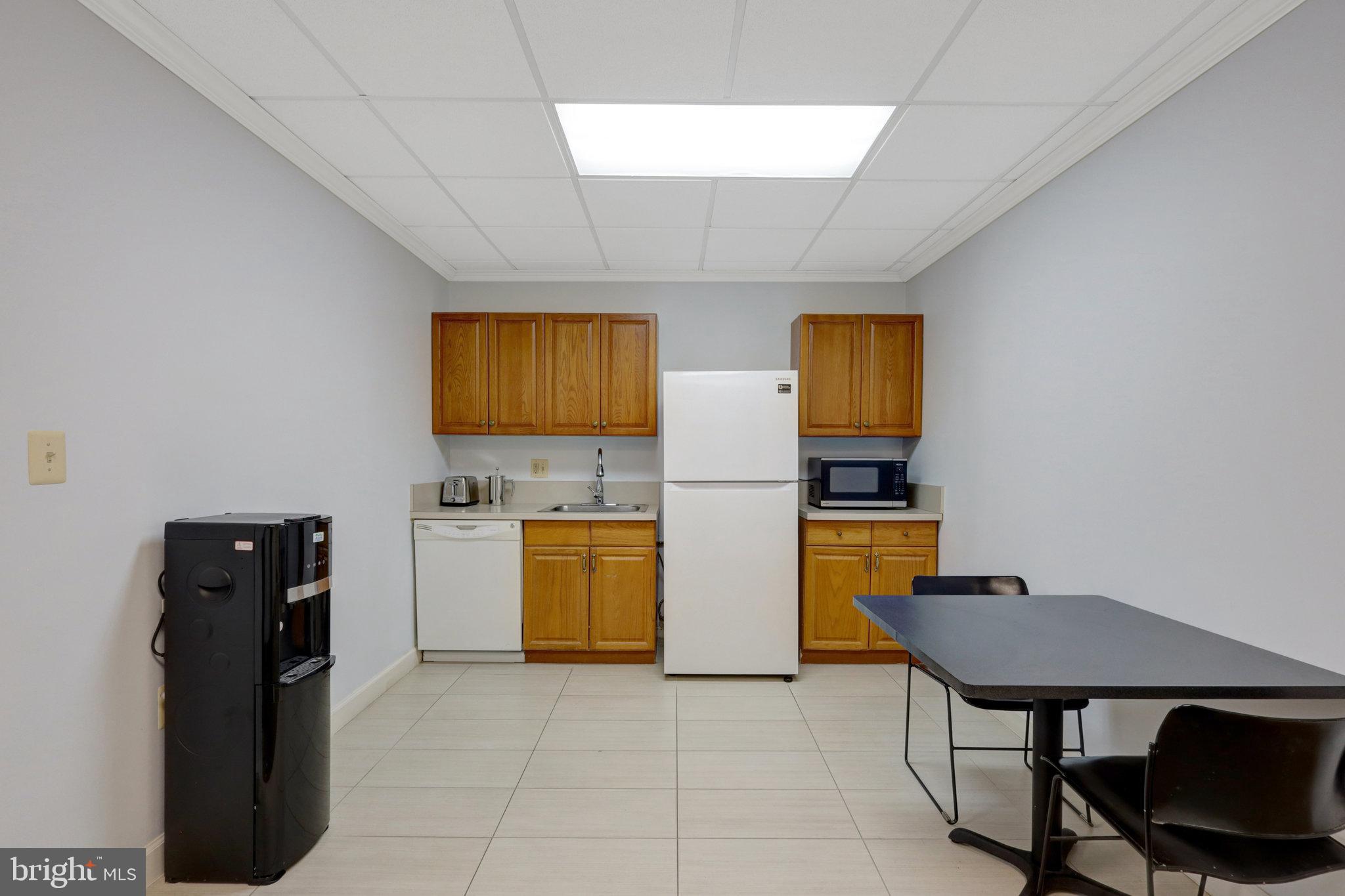 INNS OF COURT - Commercial Sale