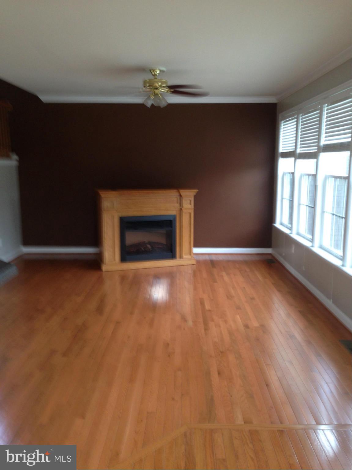 INDEPENDENCE - Residential Lease