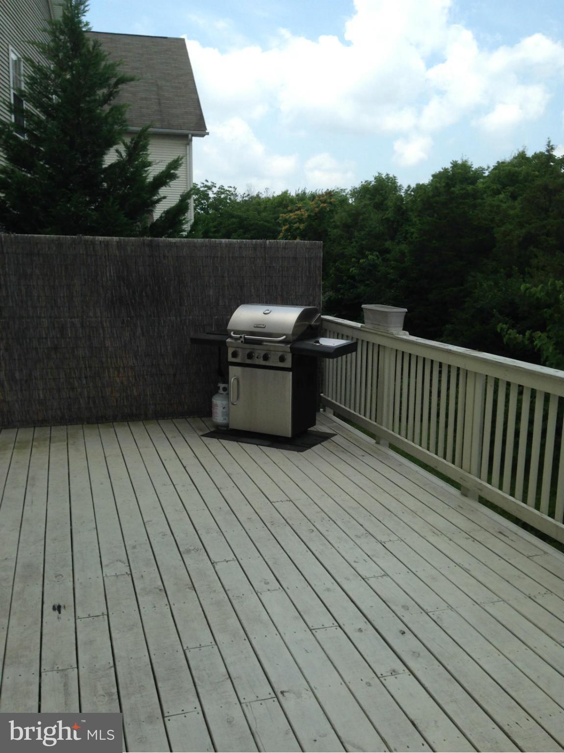 INDEPENDENCE - Residential Lease